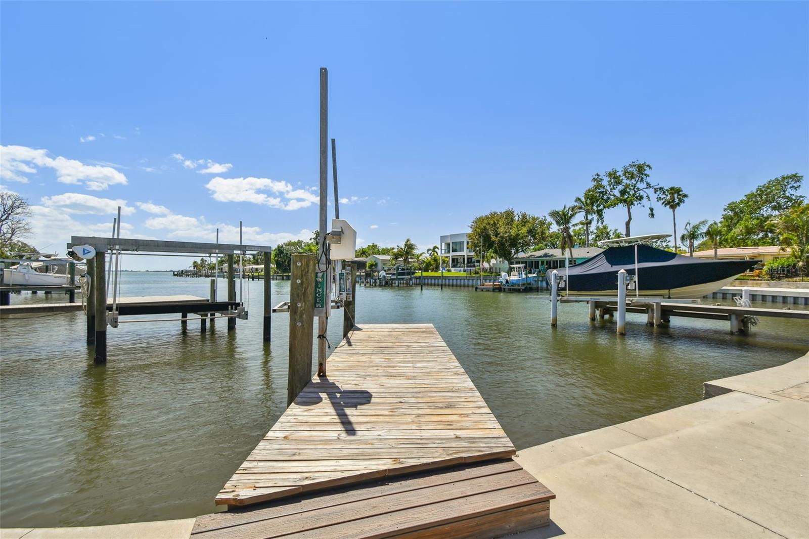 6667 28TH ST S, ST PETERSBURG, FL, 33712