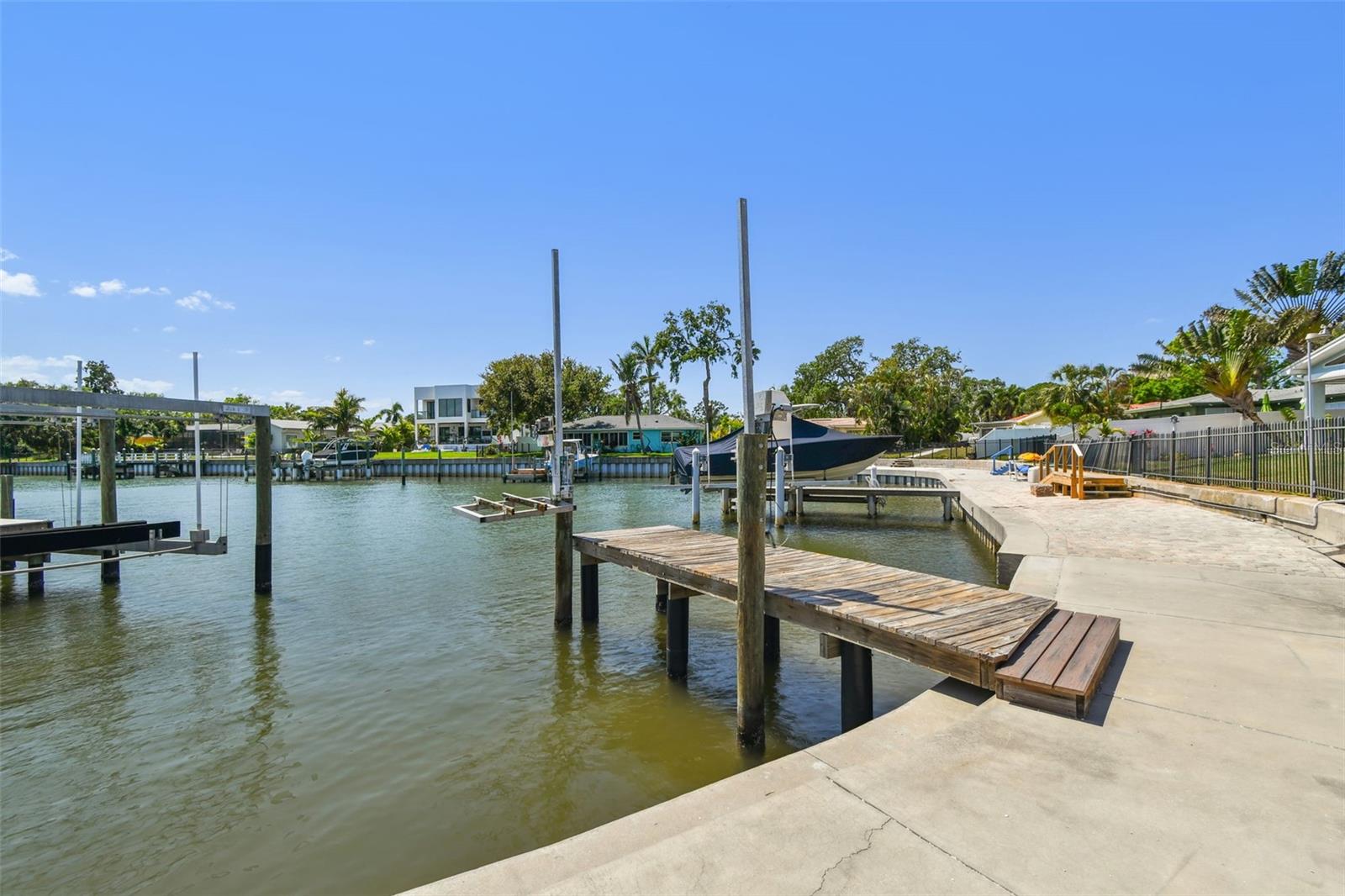 6667 28TH ST S, ST PETERSBURG, FL, 33712