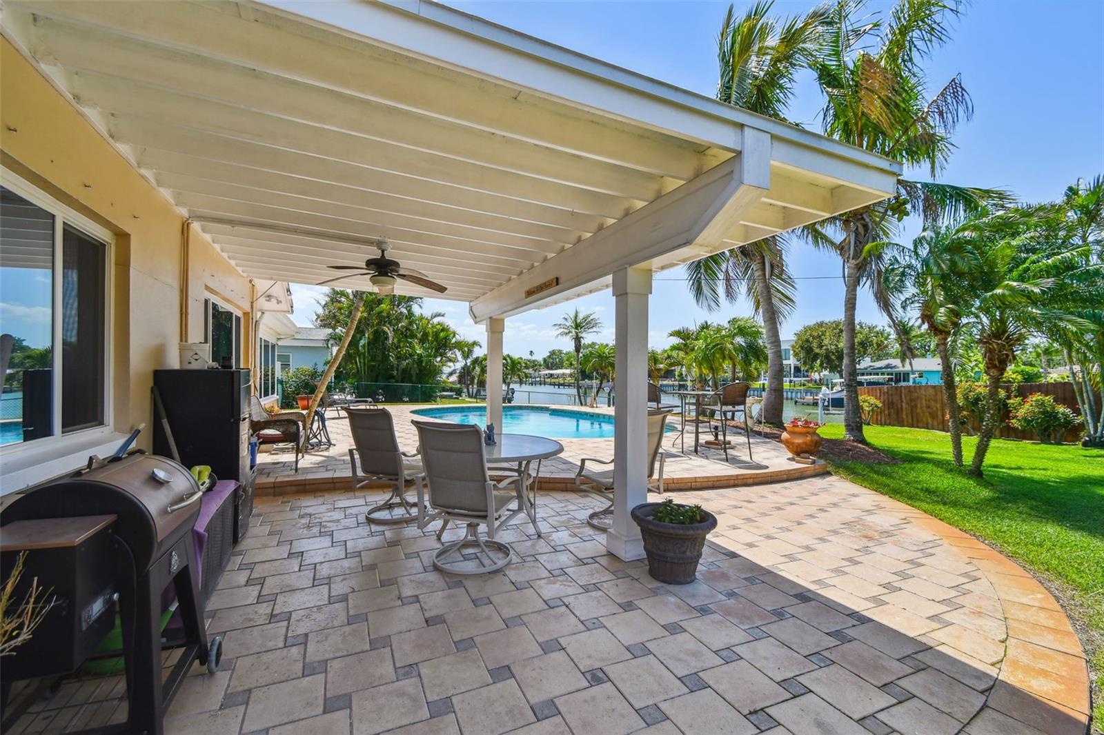 6667 28TH ST S, ST PETERSBURG, FL, 33712