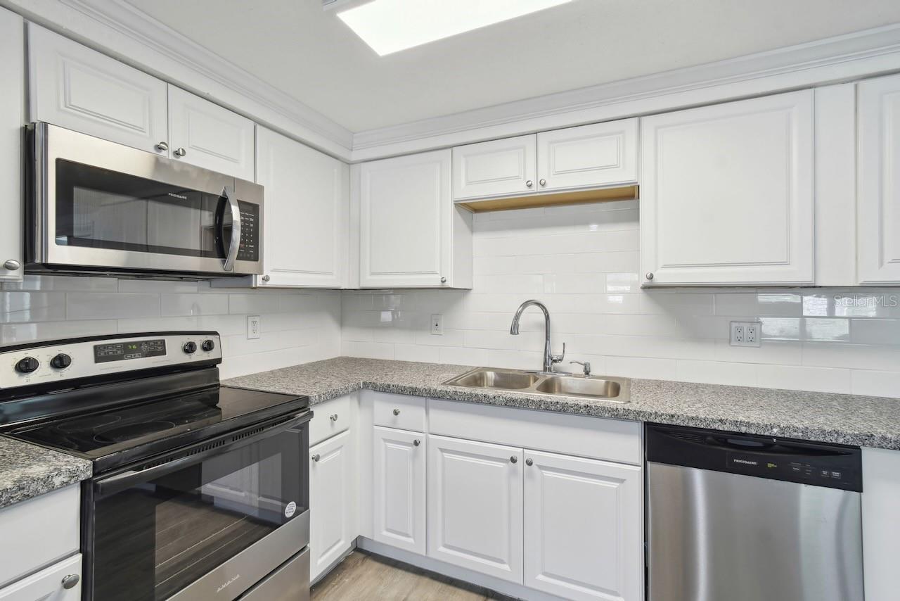 6235 VIOLA LN, NEW PORT RICHEY, FL, 34653