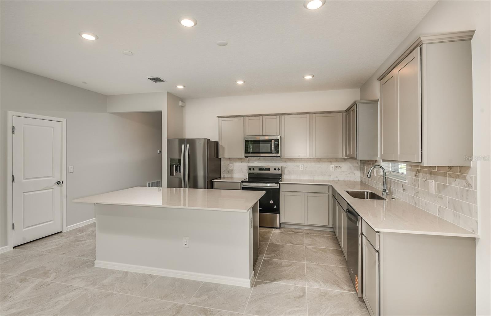 8249 SW 52ND LANE RD, OCALA, FL, 34481