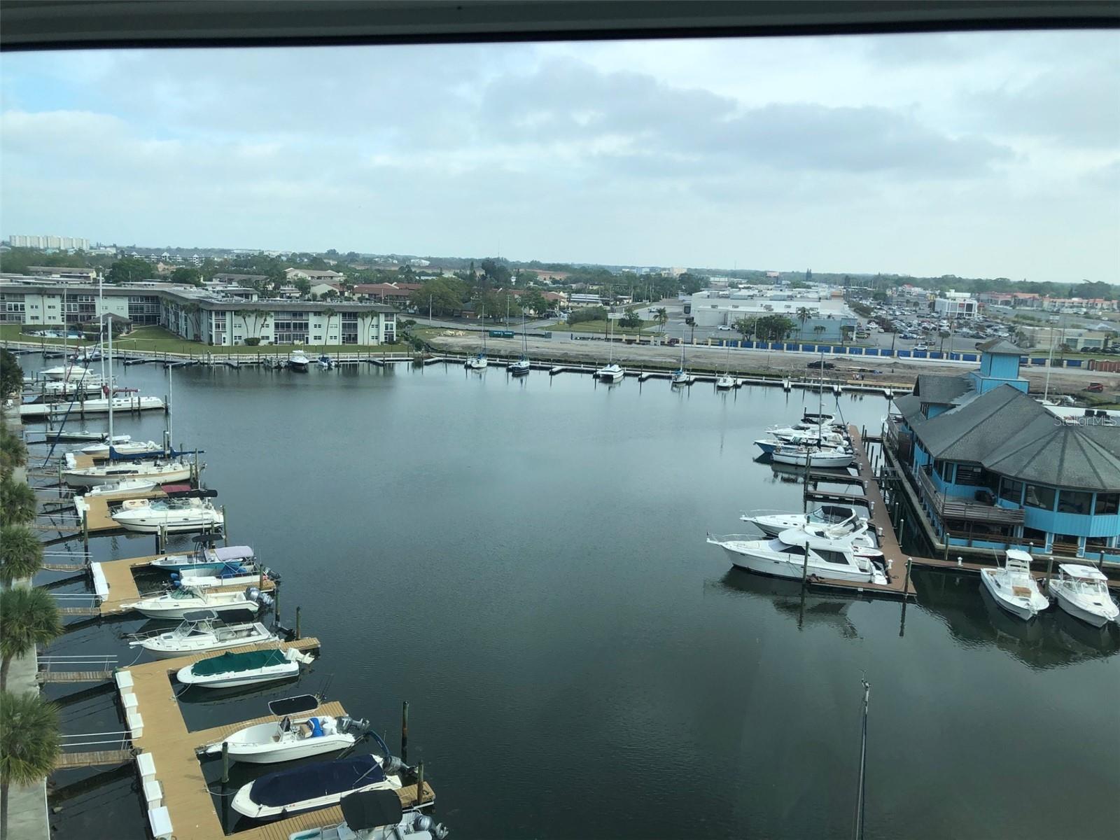 4939 FLORAMAR TER #810, NEW PORT RICHEY, FL, 34652