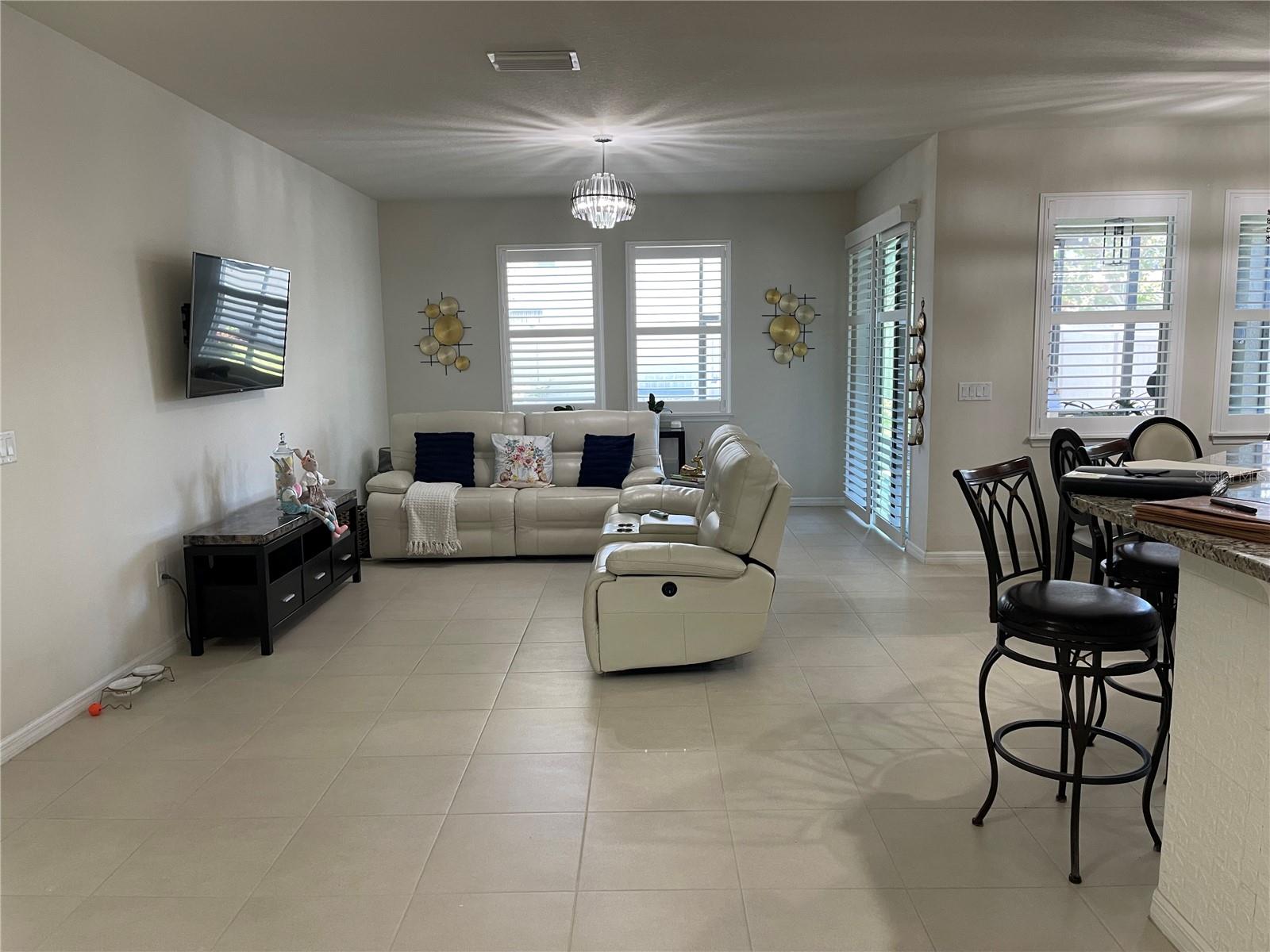 11193 SPRING POINT CIR, RIVERVIEW, FL, 33579