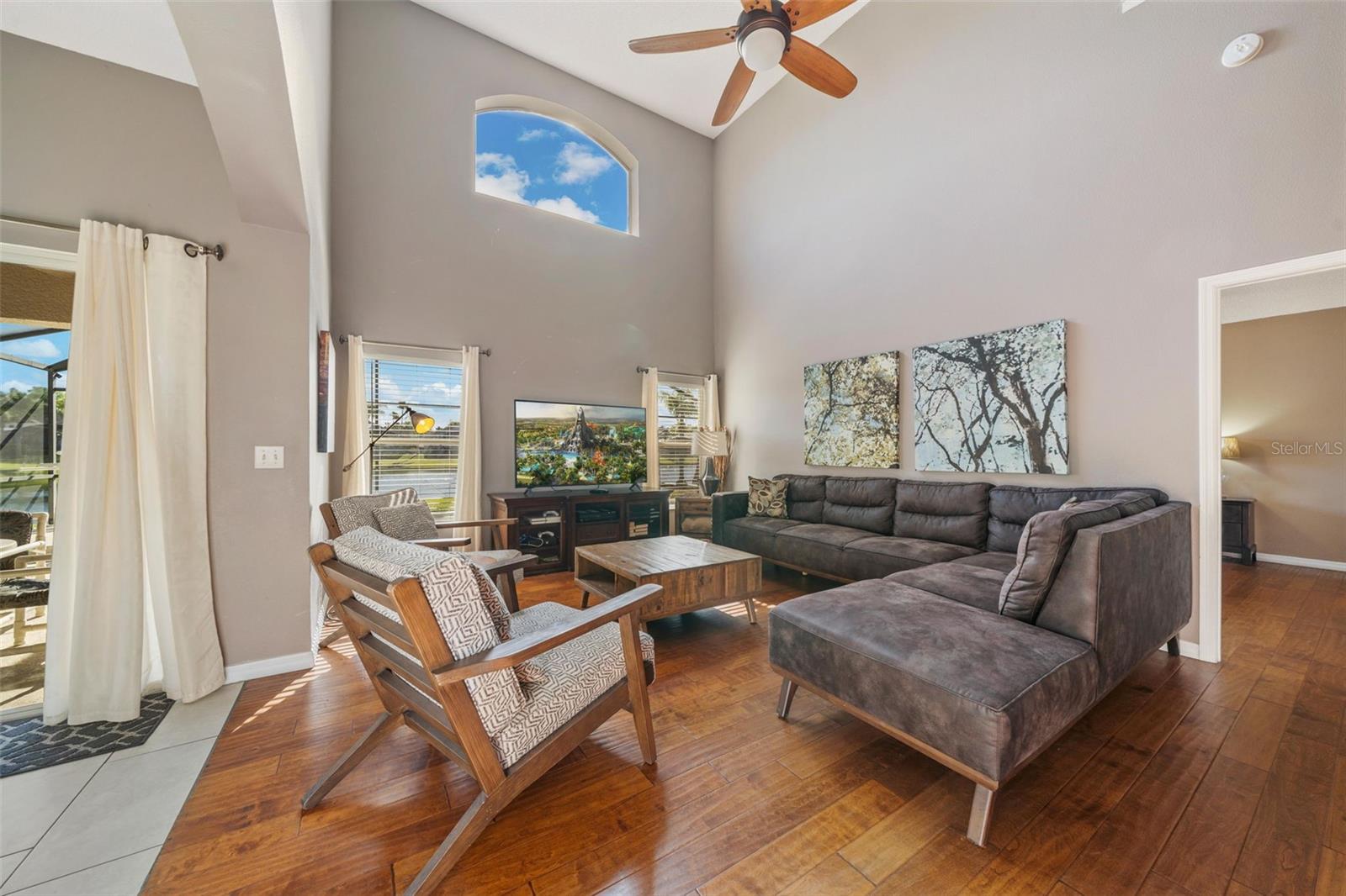 1048 LAKE BERKLEY DR, KISSIMMEE, FL, 34746