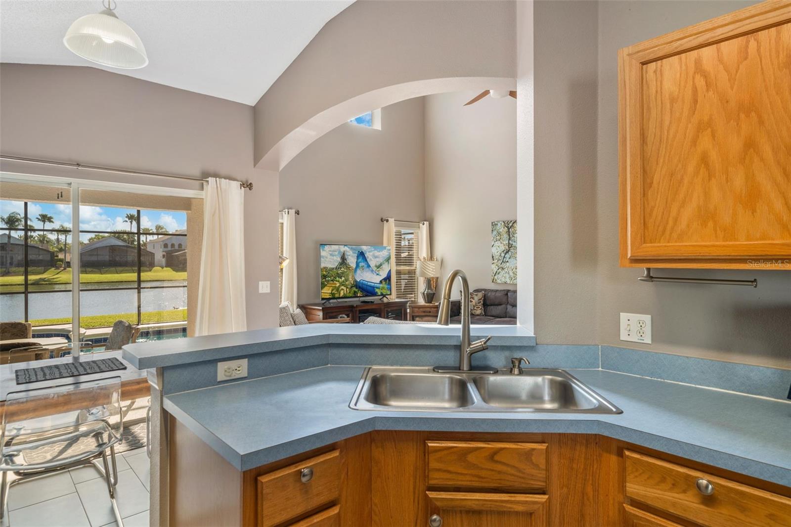 1048 LAKE BERKLEY DR, KISSIMMEE, FL, 34746