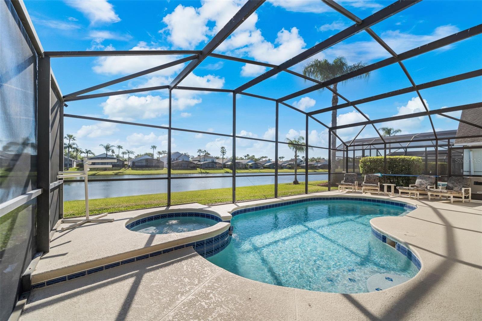 1048 LAKE BERKLEY DR, KISSIMMEE, FL, 34746
