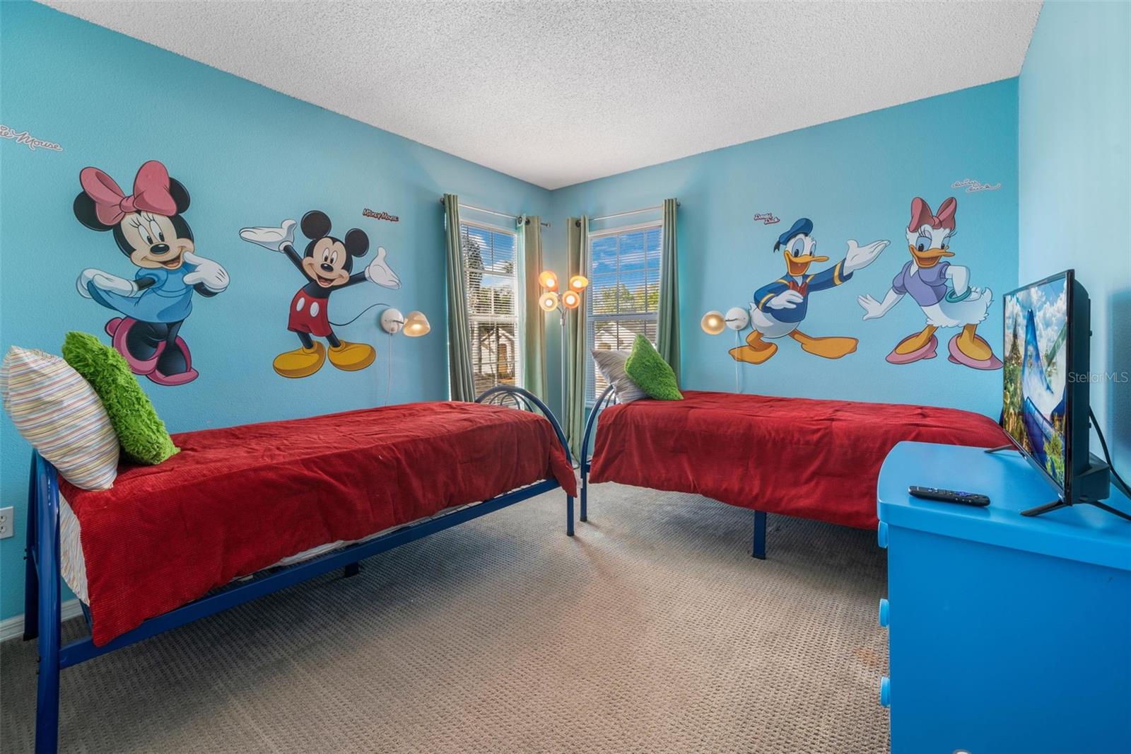 1048 LAKE BERKLEY DR, KISSIMMEE, FL, 34746