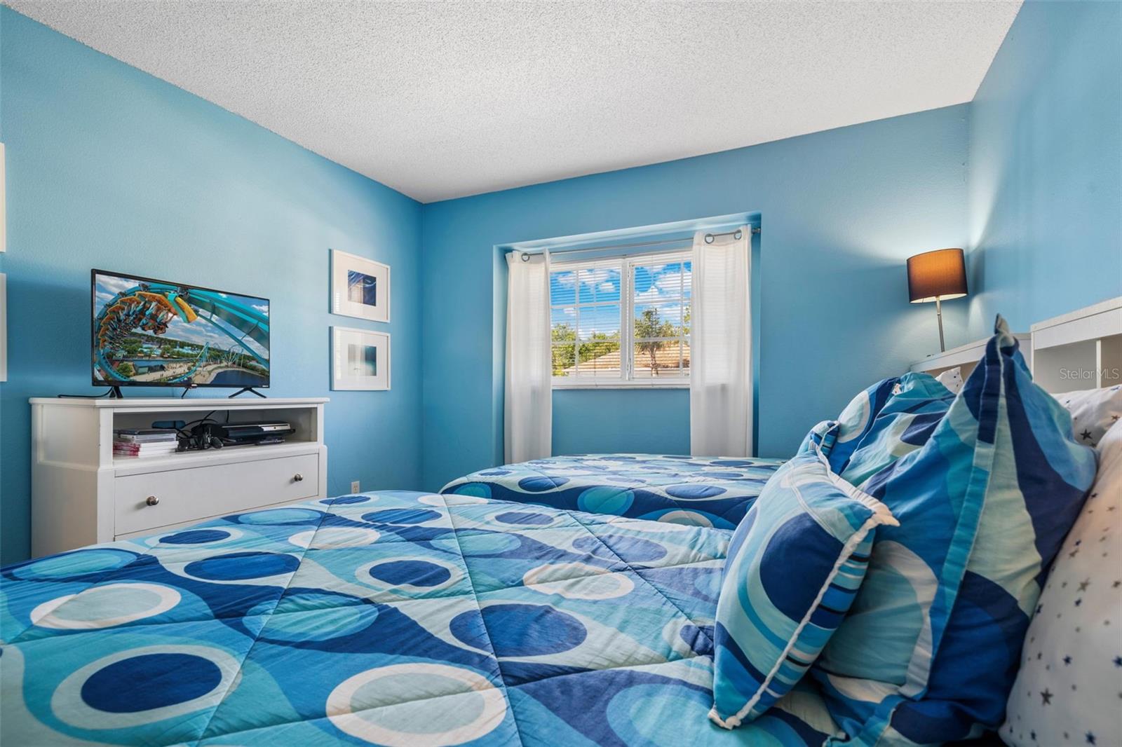 1048 LAKE BERKLEY DR, KISSIMMEE, FL, 34746
