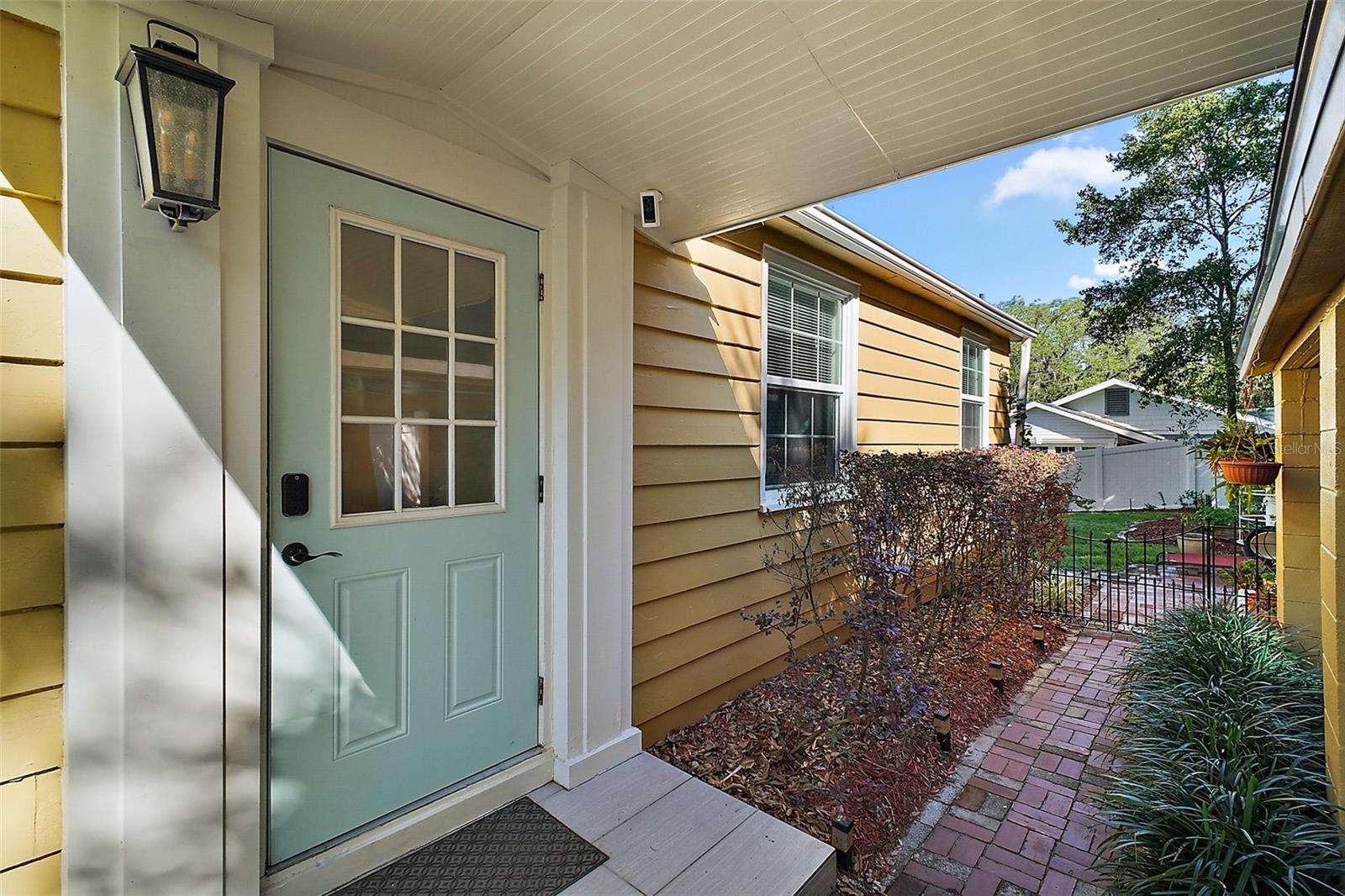102 N CLAYTON ST N, MOUNT DORA, FL, 32757