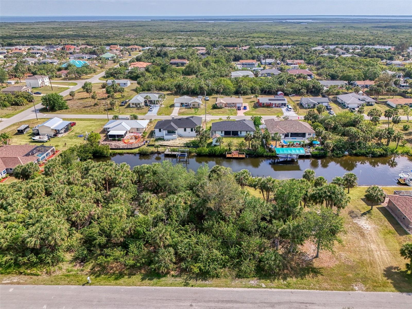 18706 FORT SMITH CIR, PORT CHARLOTTE, FL, 33948