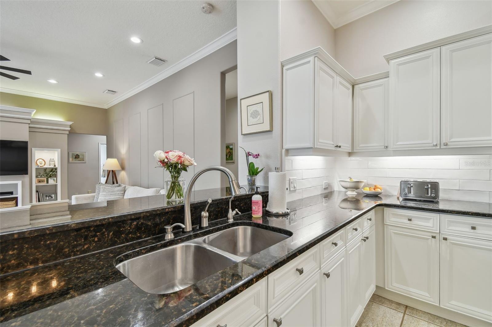 9173 HIGHLAND RIDGE WAY, TAMPA, FL, 33647