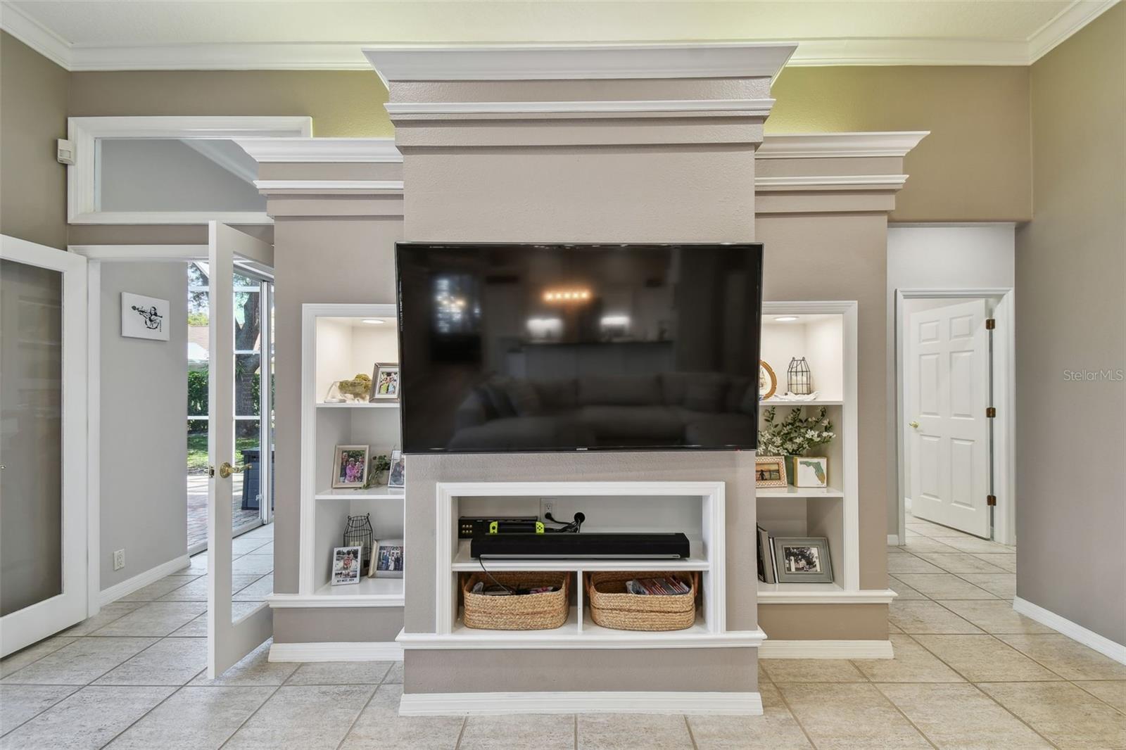 9173 HIGHLAND RIDGE WAY, TAMPA, FL, 33647