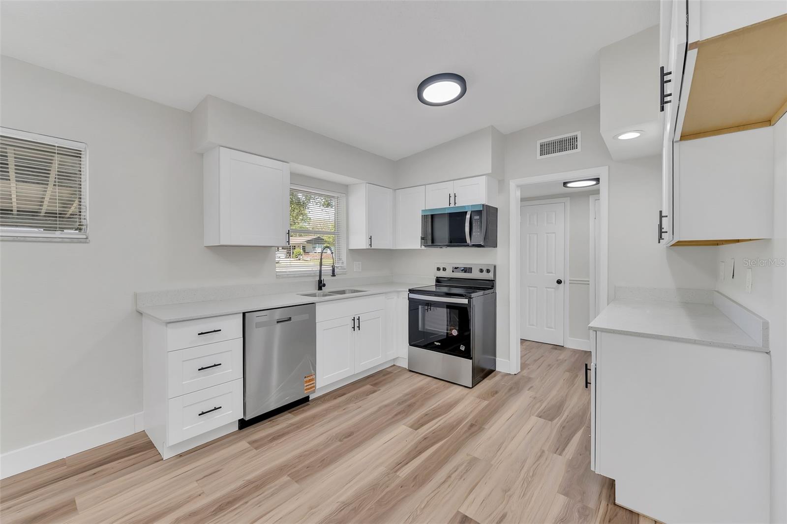 2417 HEALY DR, ORLANDO, FL, 32818