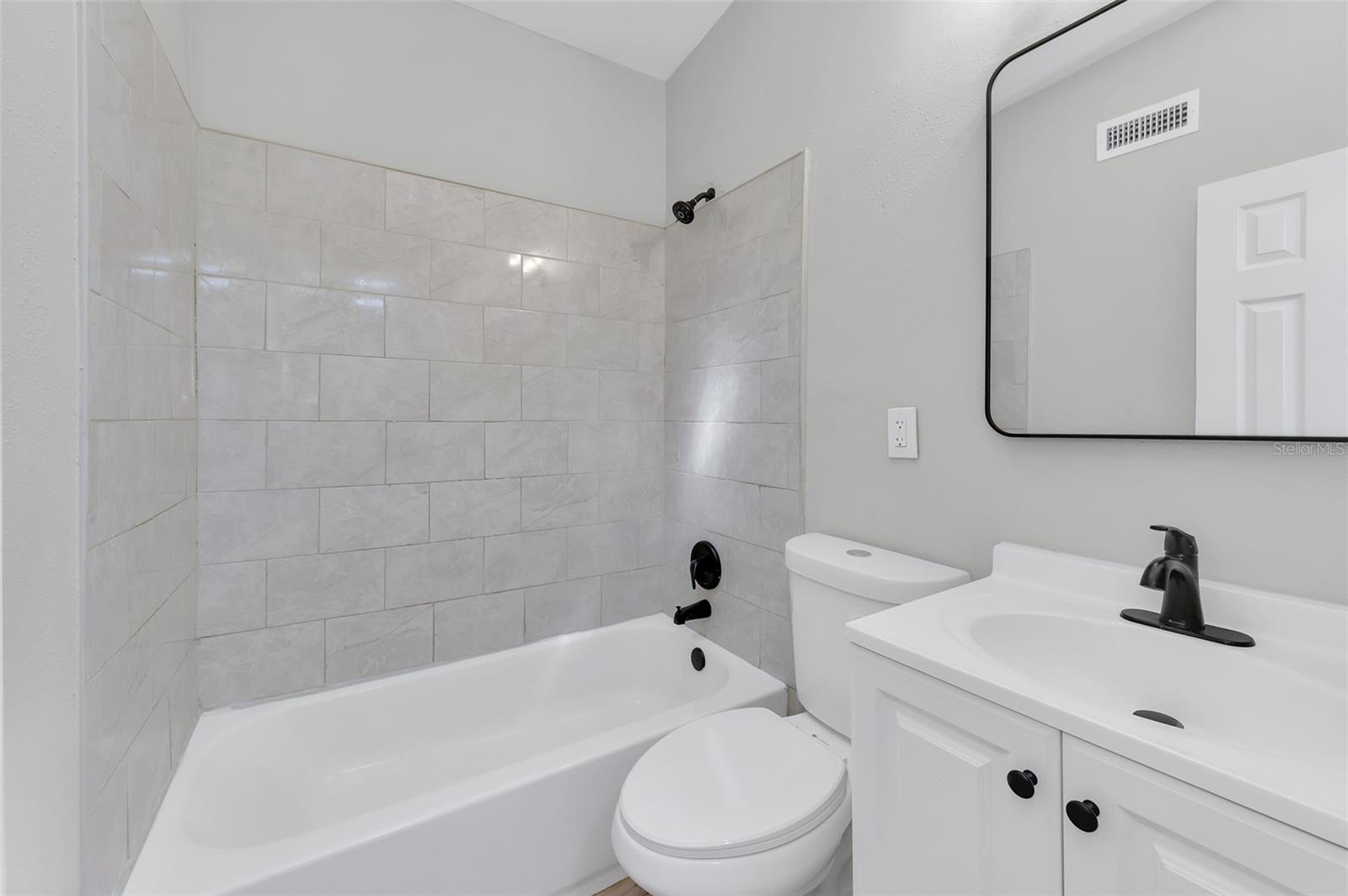 2417 HEALY DR, ORLANDO, FL, 32818
