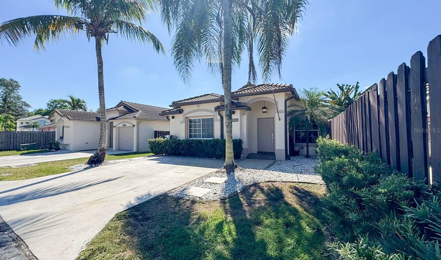 15044 SW 142ND TER, MIAMI, FL, 33196