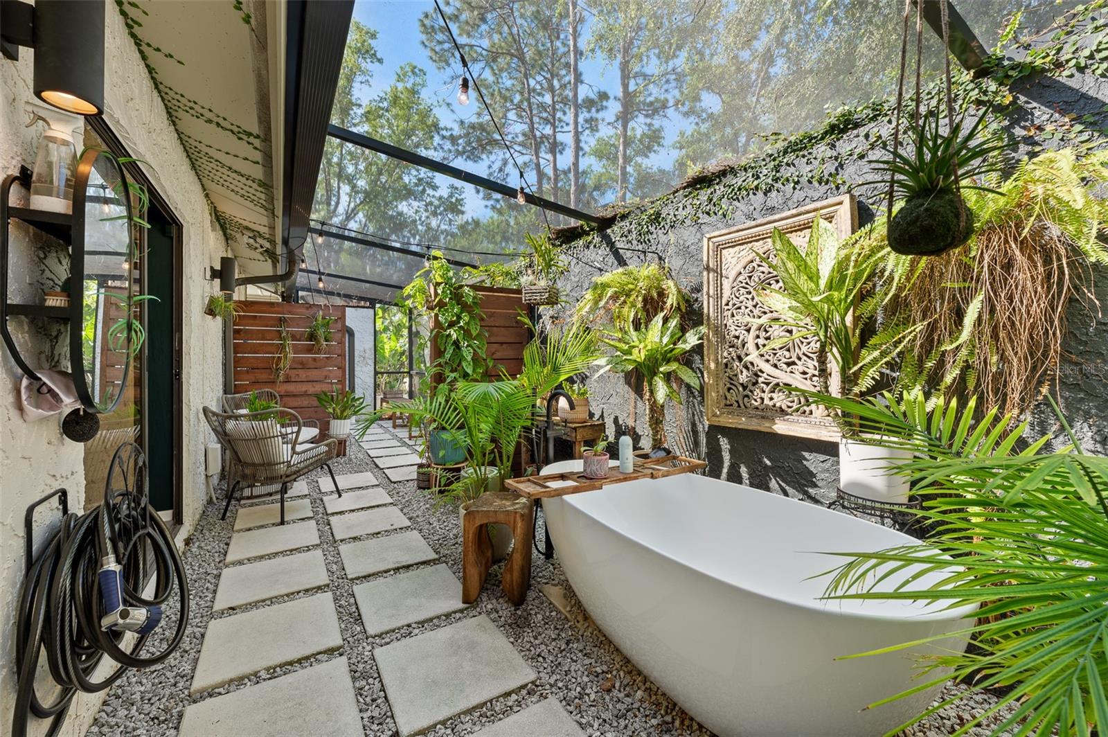 5002 ADDISON CT, TAMPA, FL, 33624