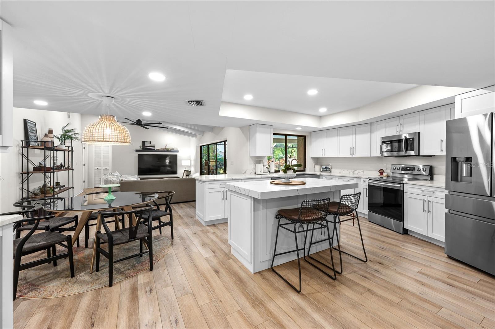5002 ADDISON CT, TAMPA, FL, 33624