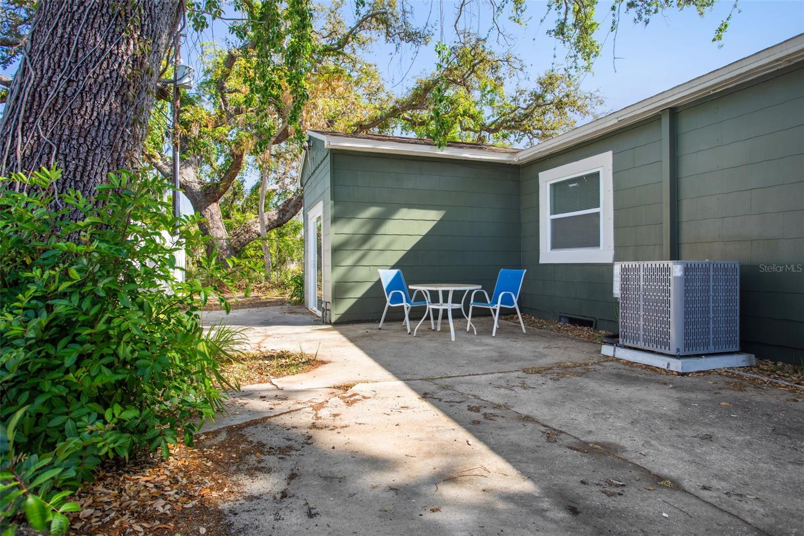 2125 ACORN PL S, ST PETERSBURG, FL, 33712