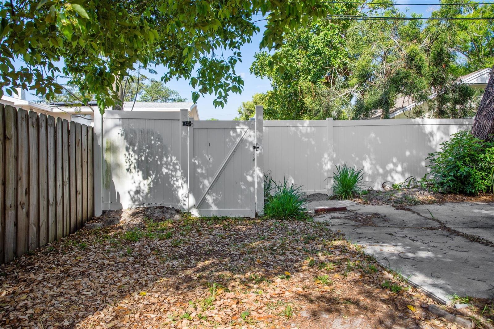 2125 ACORN PL S, ST PETERSBURG, FL, 33712