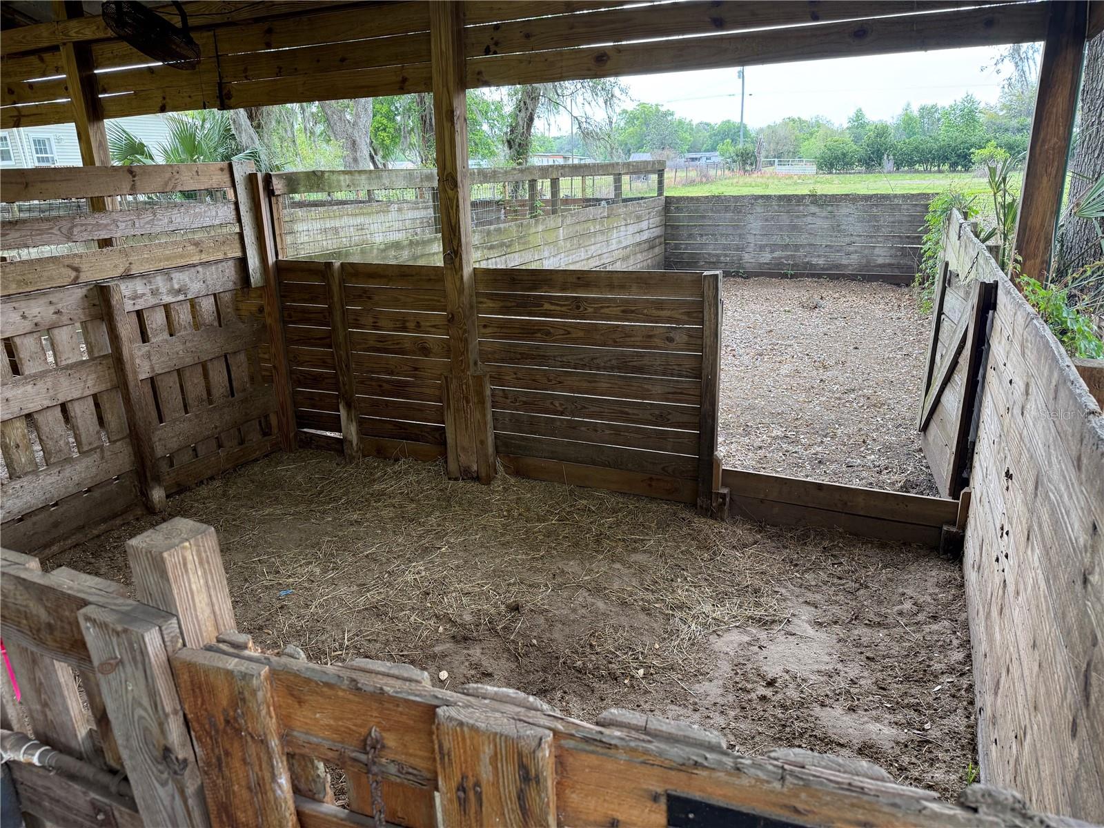 1010 COUNTY ROAD 416N, LAKE PANASOFFKEE, FL, 33538