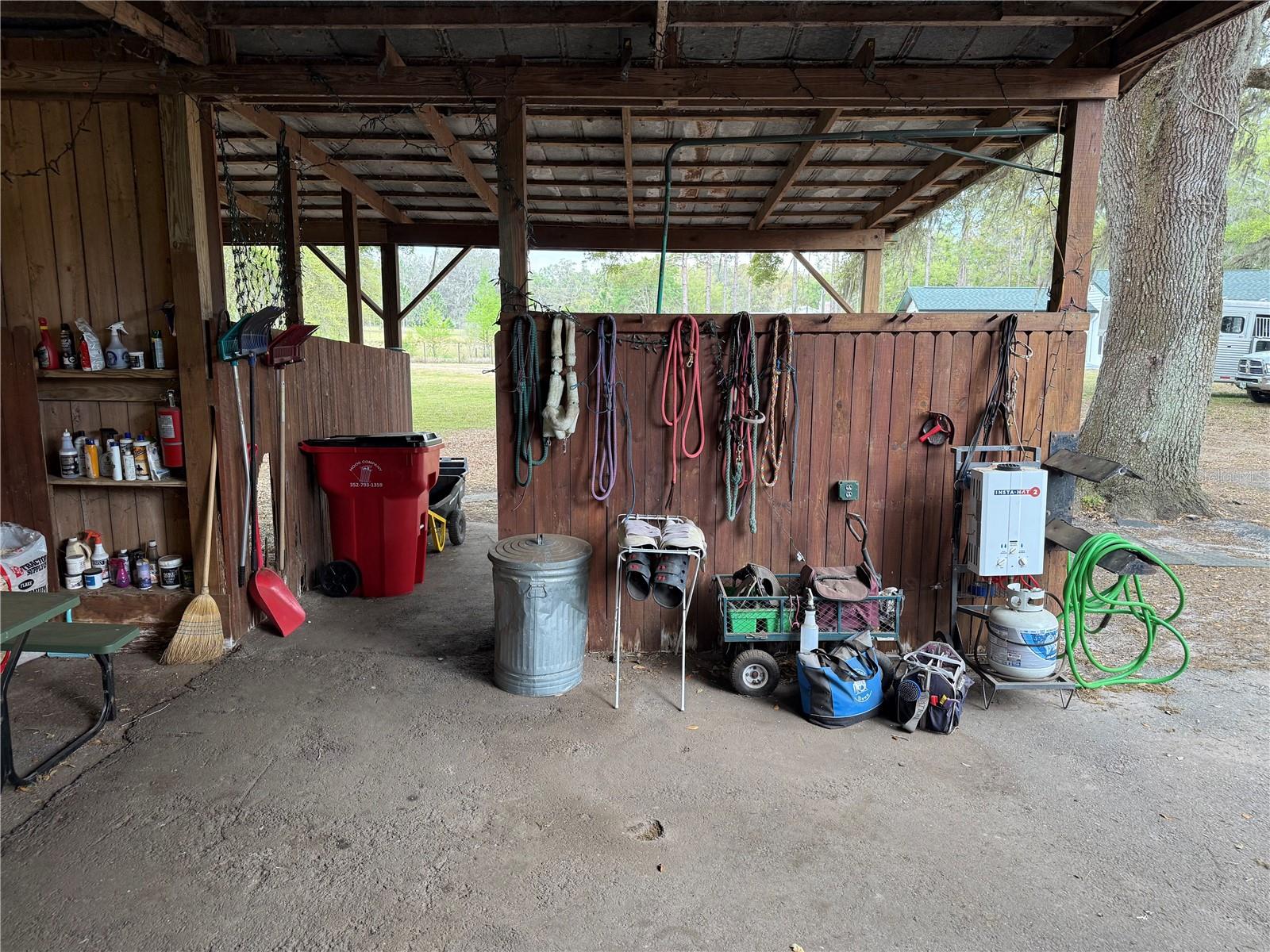 1010 COUNTY ROAD 416N, LAKE PANASOFFKEE, FL, 33538