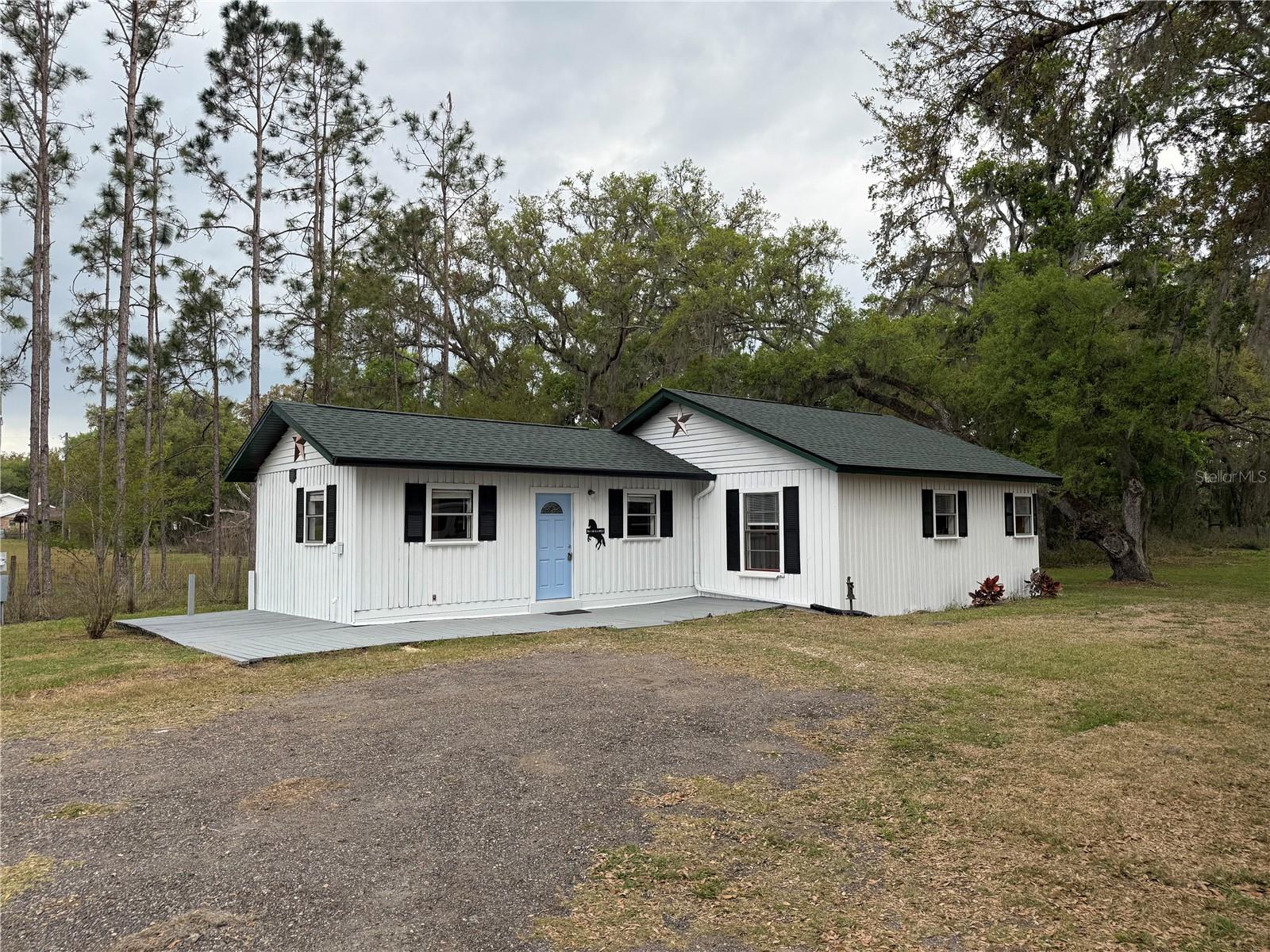 1010 COUNTY ROAD 416N, LAKE PANASOFFKEE, FL, 33538