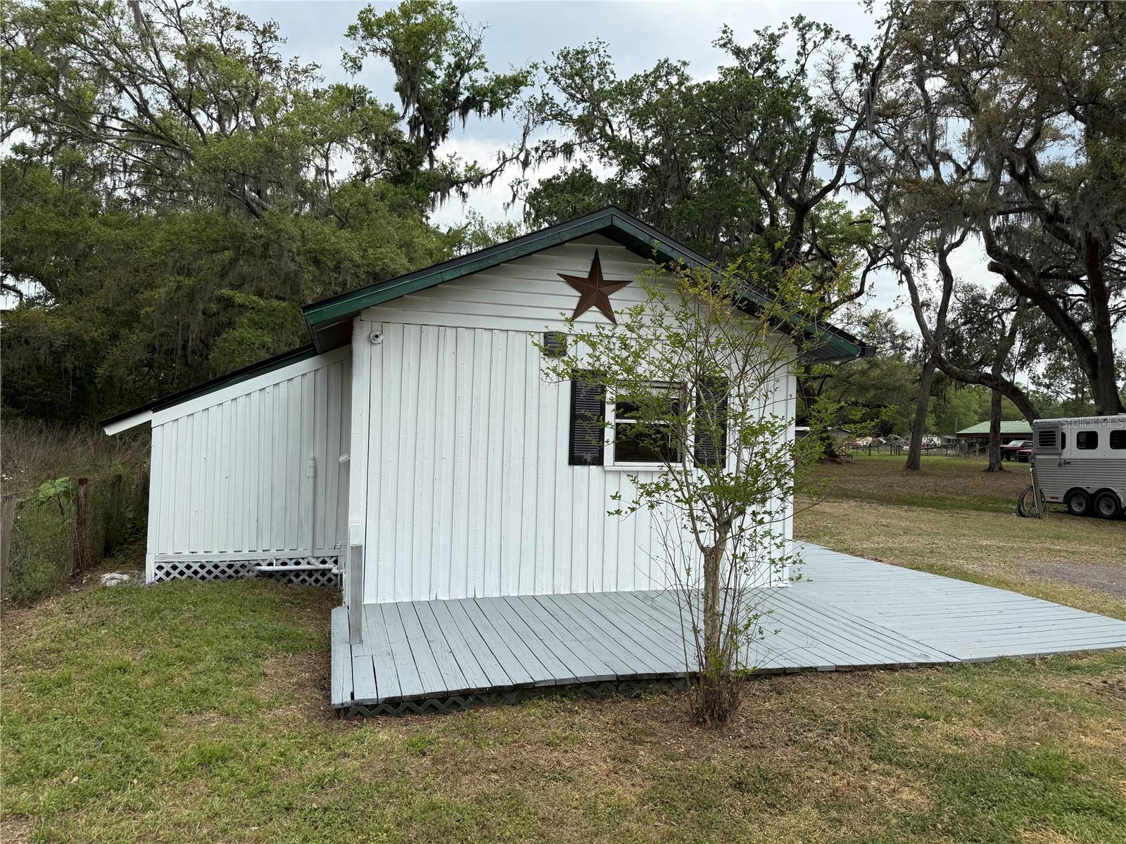 1010 COUNTY ROAD 416N, LAKE PANASOFFKEE, FL, 33538