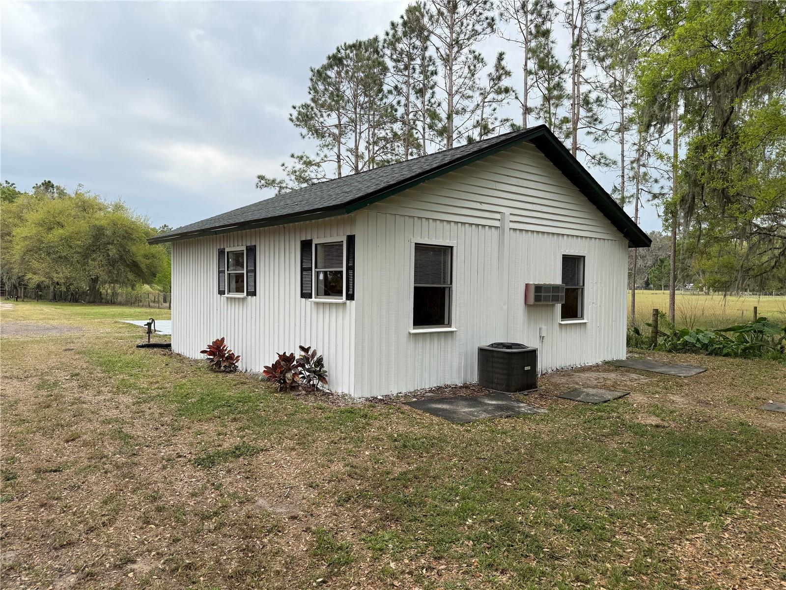 1010 COUNTY ROAD 416N, LAKE PANASOFFKEE, FL, 33538