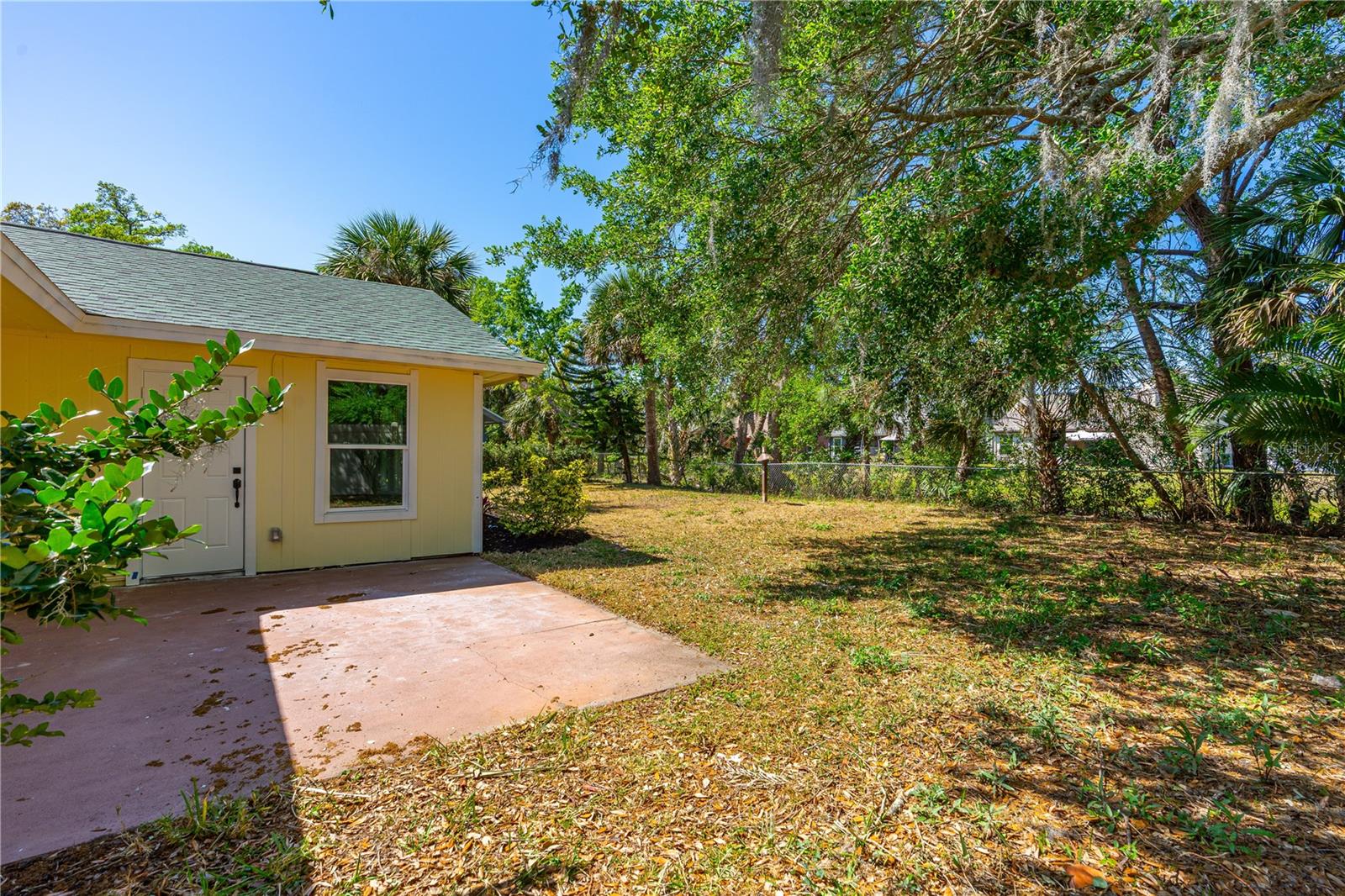 1227 WAYNE AVE, NEW SMYRNA BEACH, FL, 32168