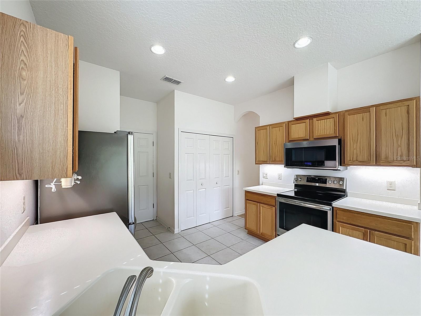 4419 NOTTOWAY DR, LEESBURG, FL, 34748