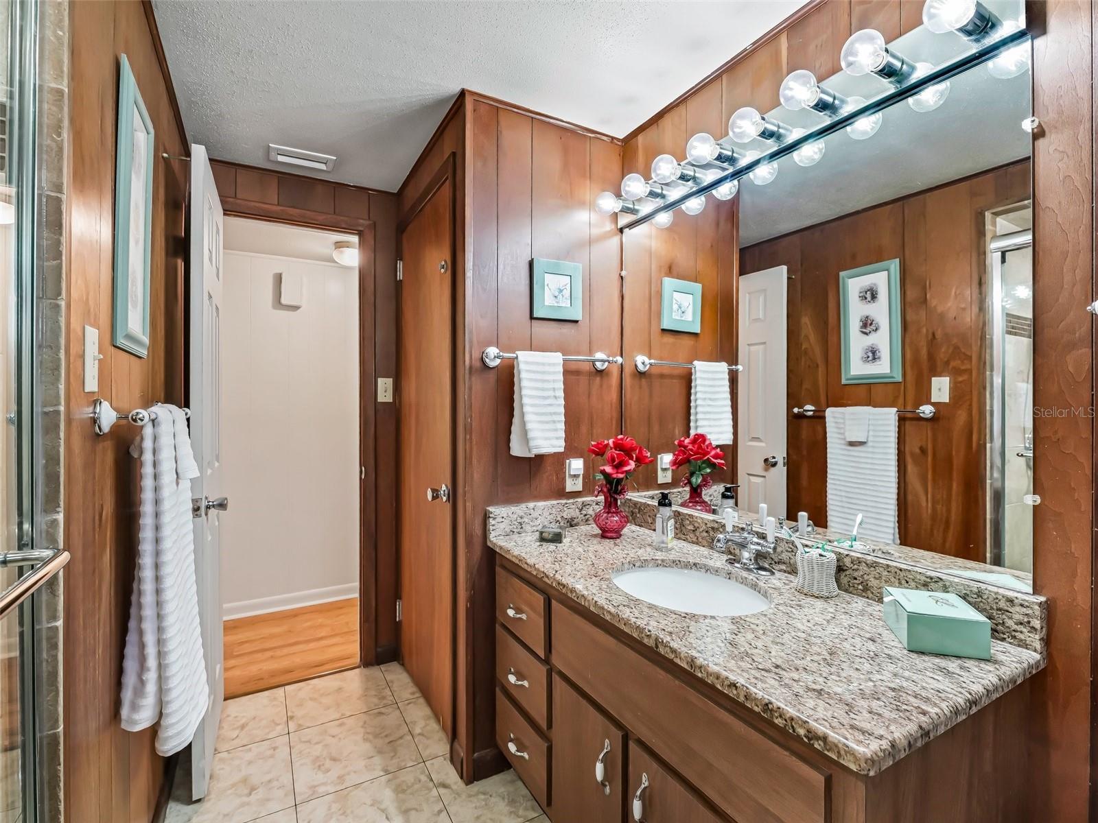 2376 CR 444, LAKE PANASOFFKEE, FL, 33538