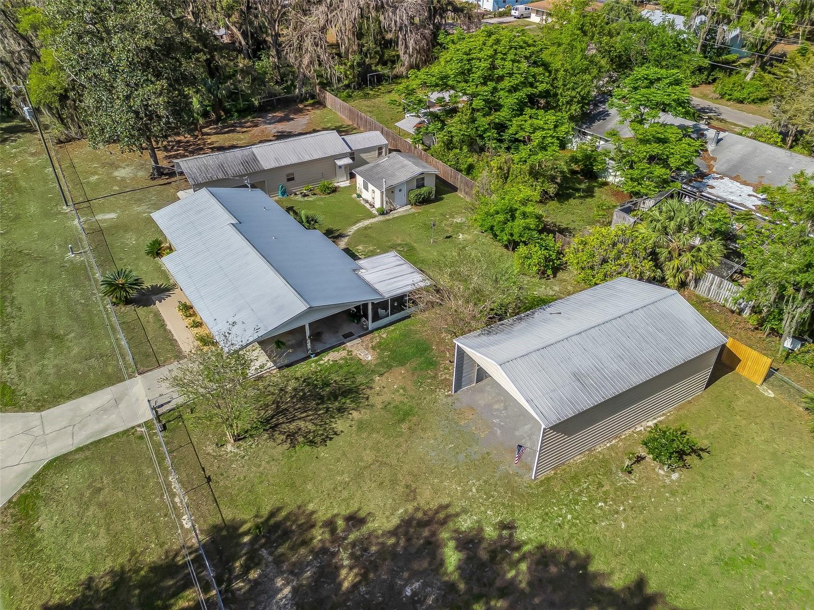 2376 CR 444, LAKE PANASOFFKEE, FL, 33538