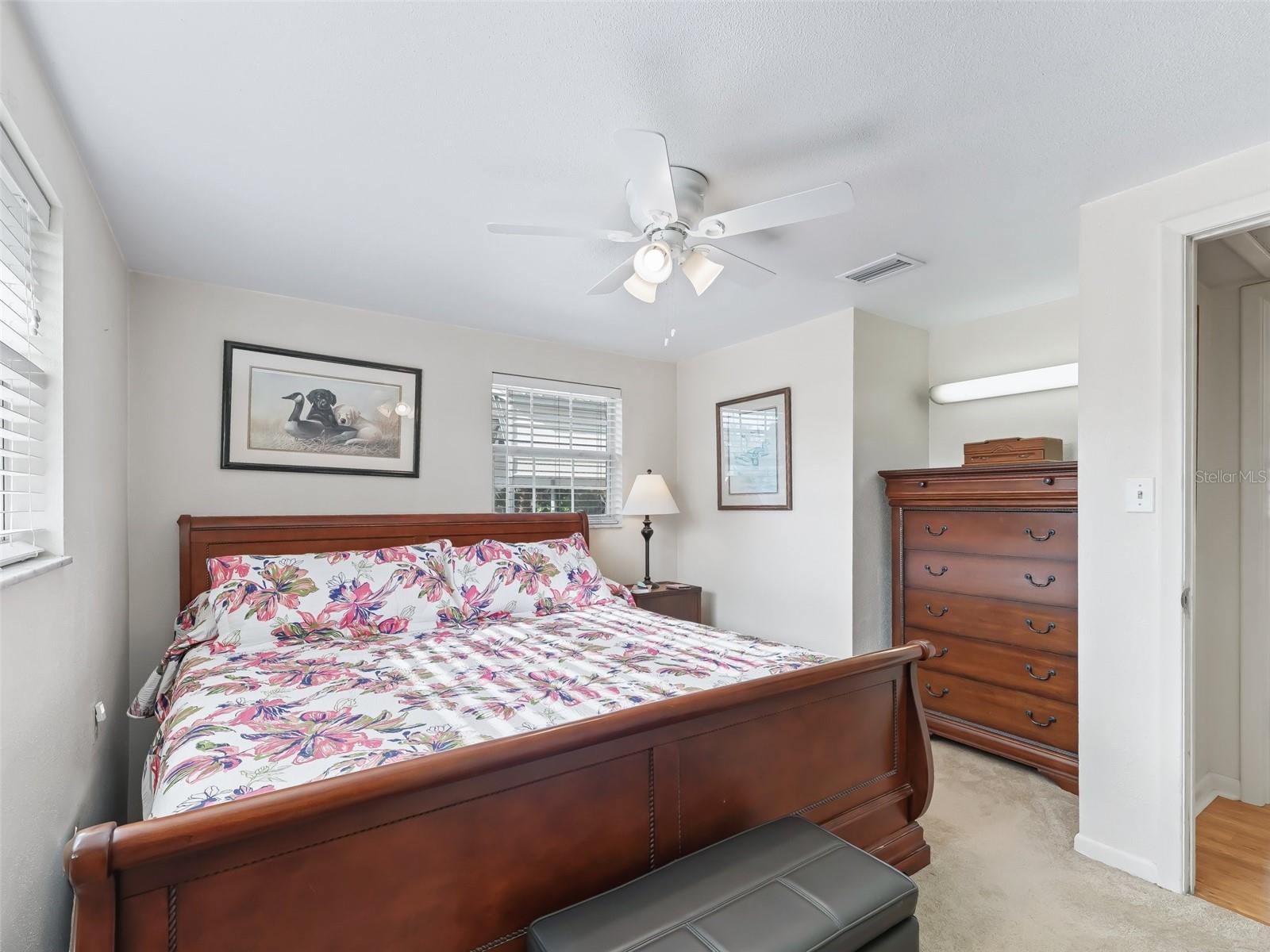 2376 CR 444, LAKE PANASOFFKEE, FL, 33538