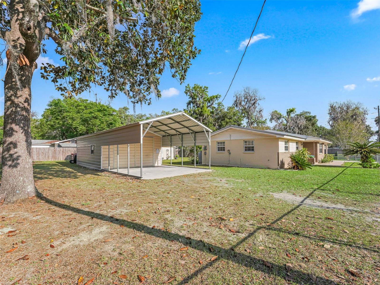 2376 CR 444, LAKE PANASOFFKEE, FL, 33538