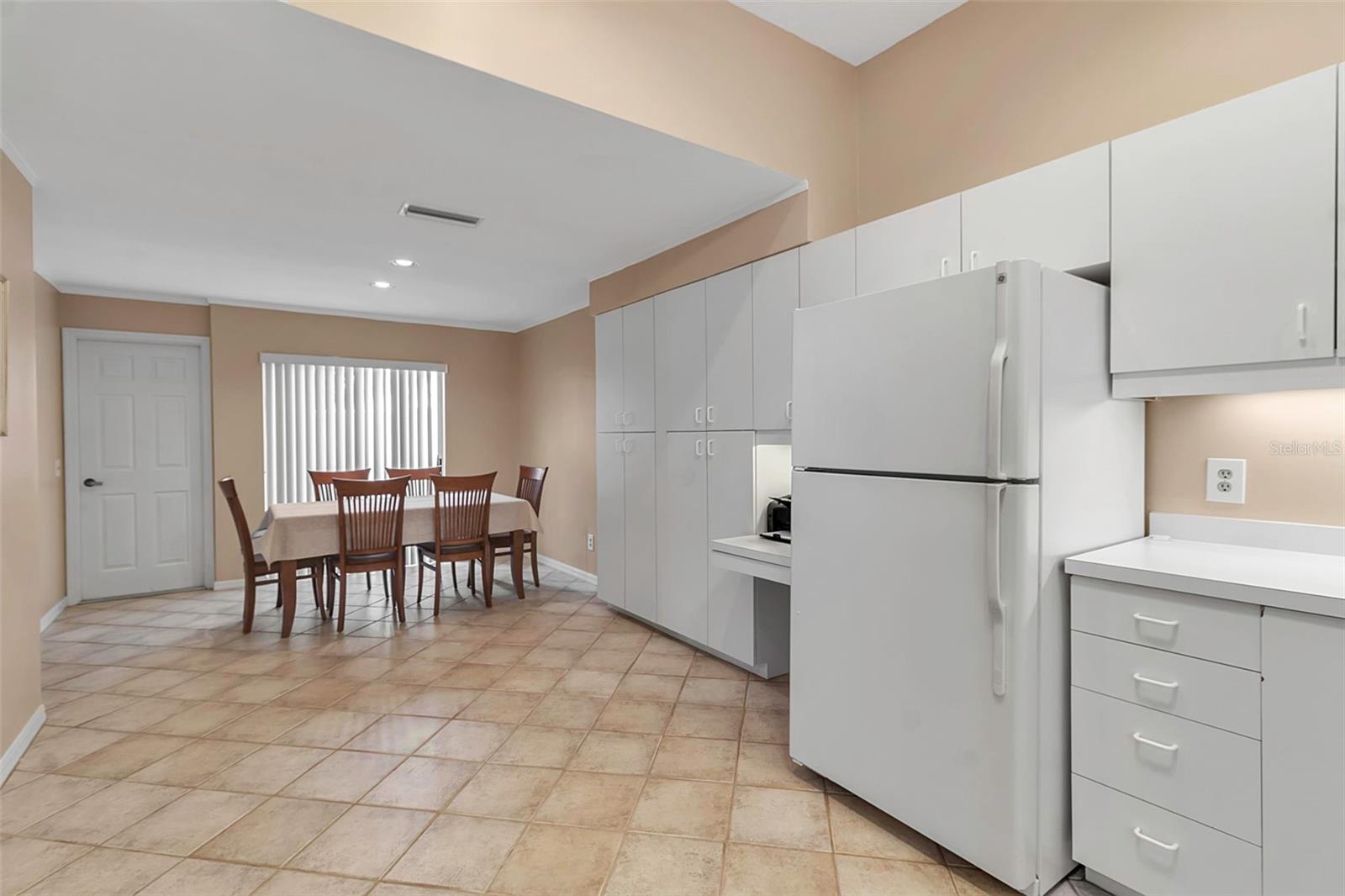 7309 REGINA ROYALE BLVD #21, SARASOTA, FL, 34238