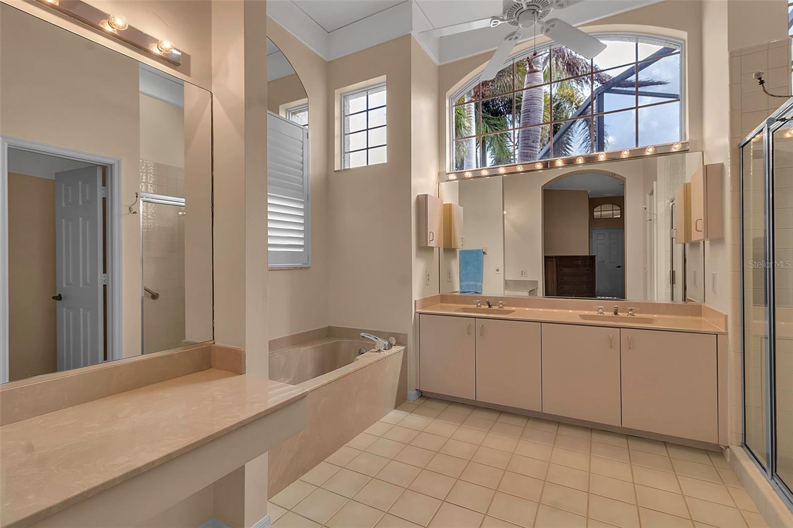 7309 REGINA ROYALE BLVD #21, SARASOTA, FL, 34238