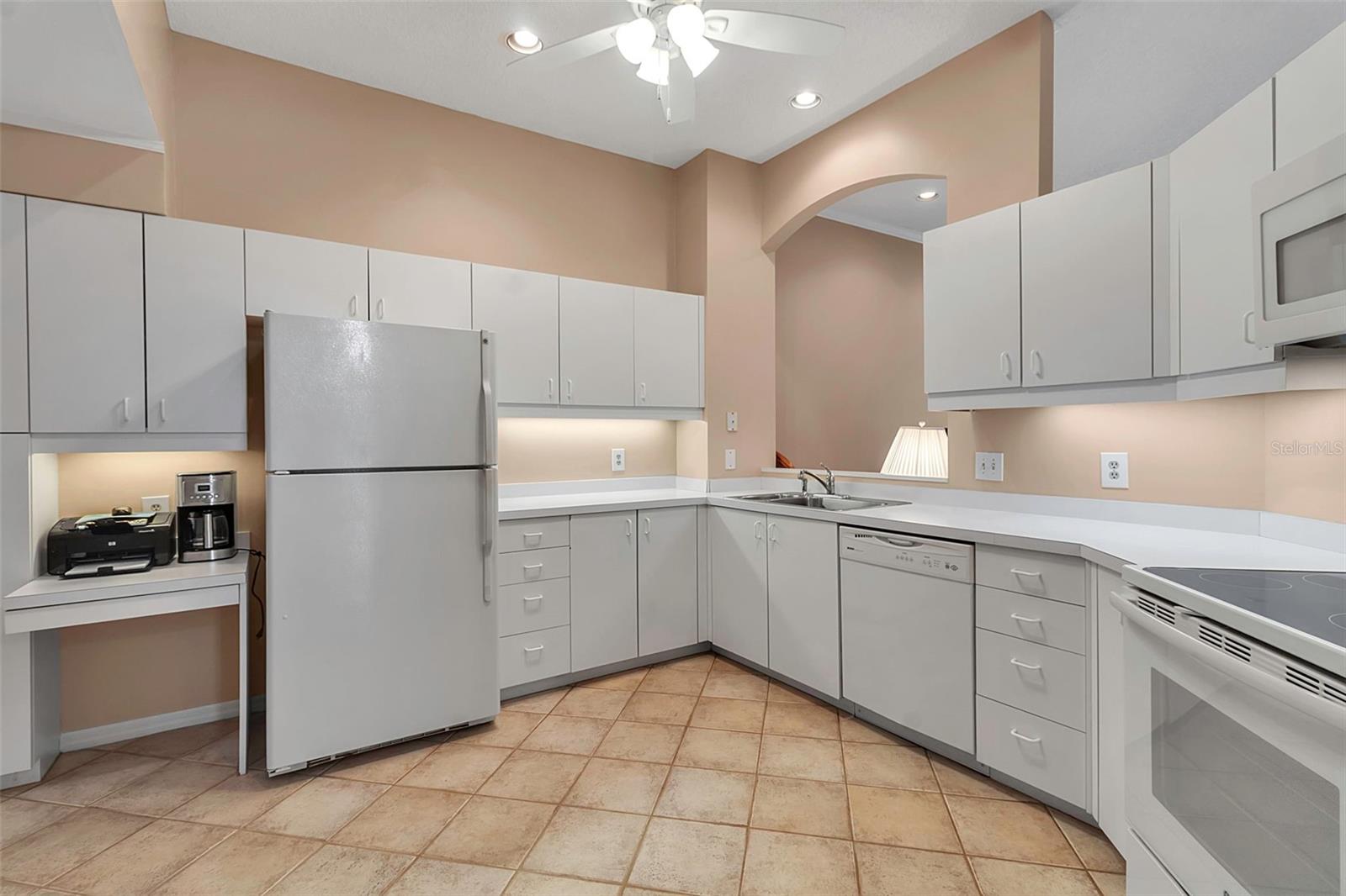 7309 REGINA ROYALE BLVD #21, SARASOTA, FL, 34238