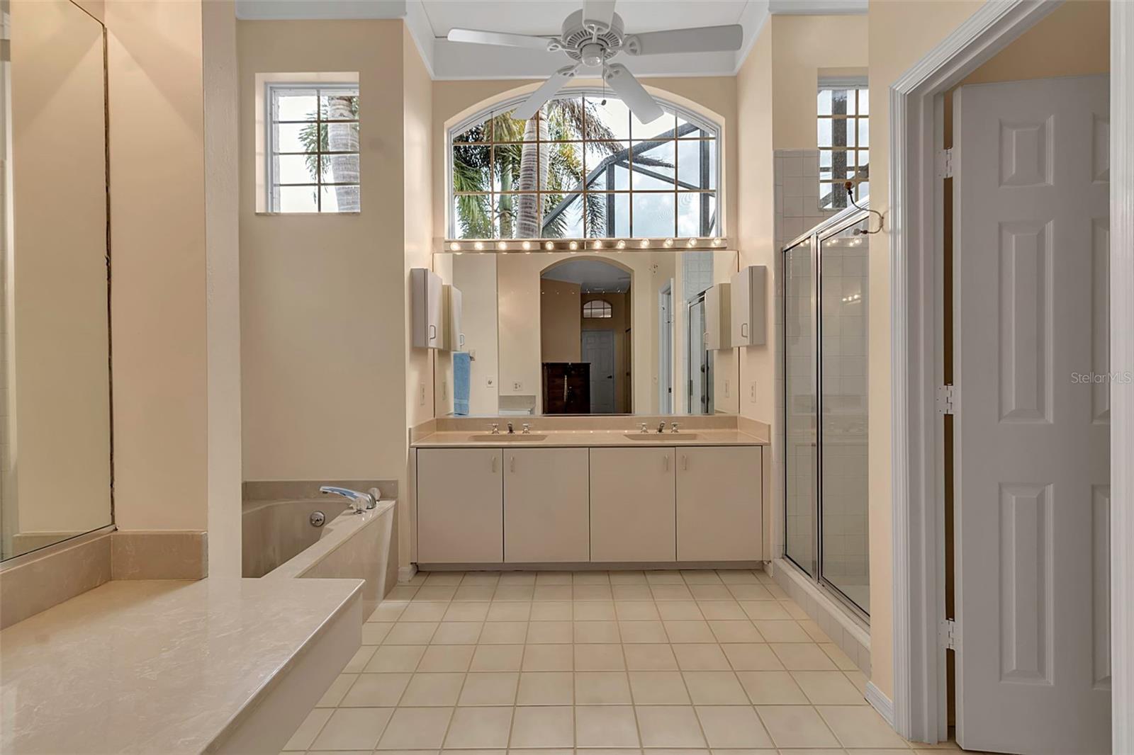 7309 REGINA ROYALE BLVD #21, SARASOTA, FL, 34238