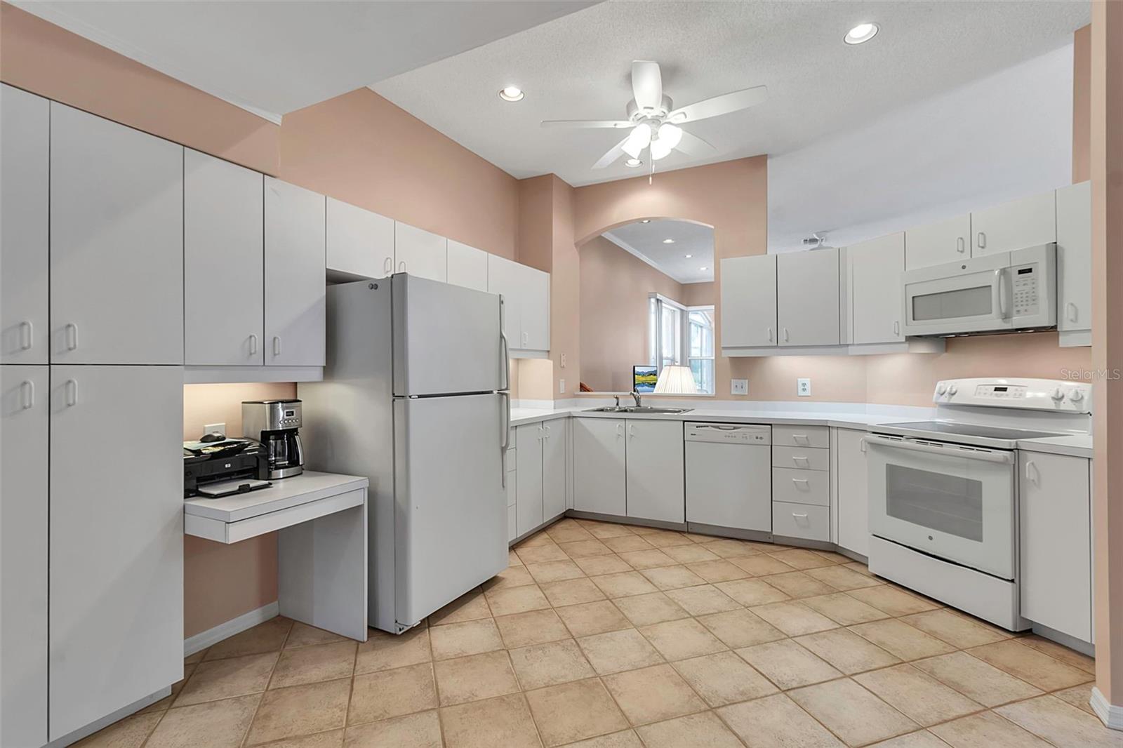 7309 REGINA ROYALE BLVD #21, SARASOTA, FL, 34238