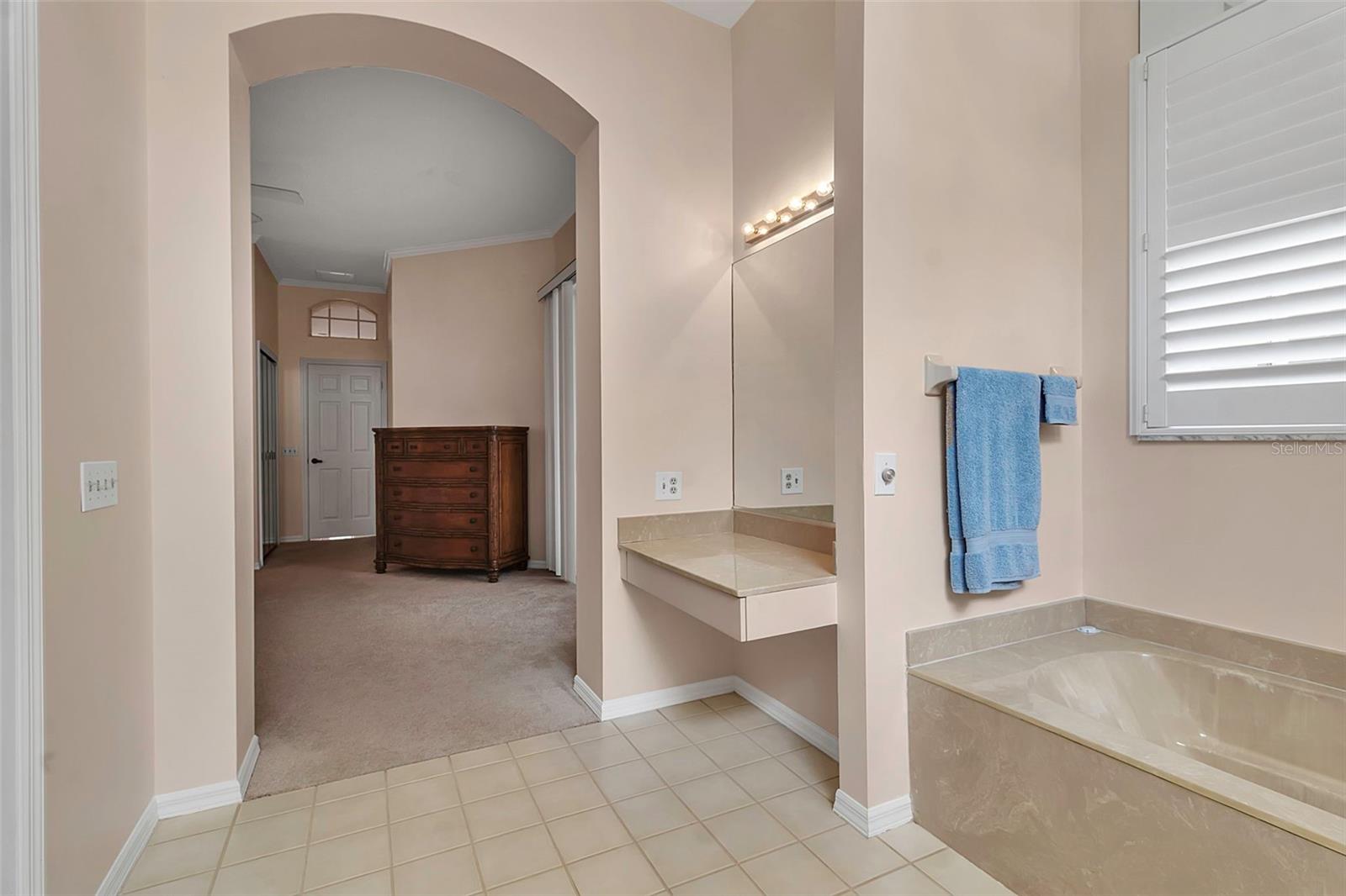 7309 REGINA ROYALE BLVD #21, SARASOTA, FL, 34238