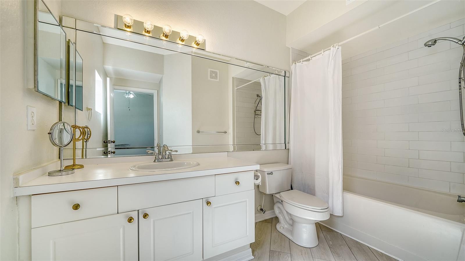 5180 NORTHRIDGE RD #107, SARASOTA, FL, 34238
