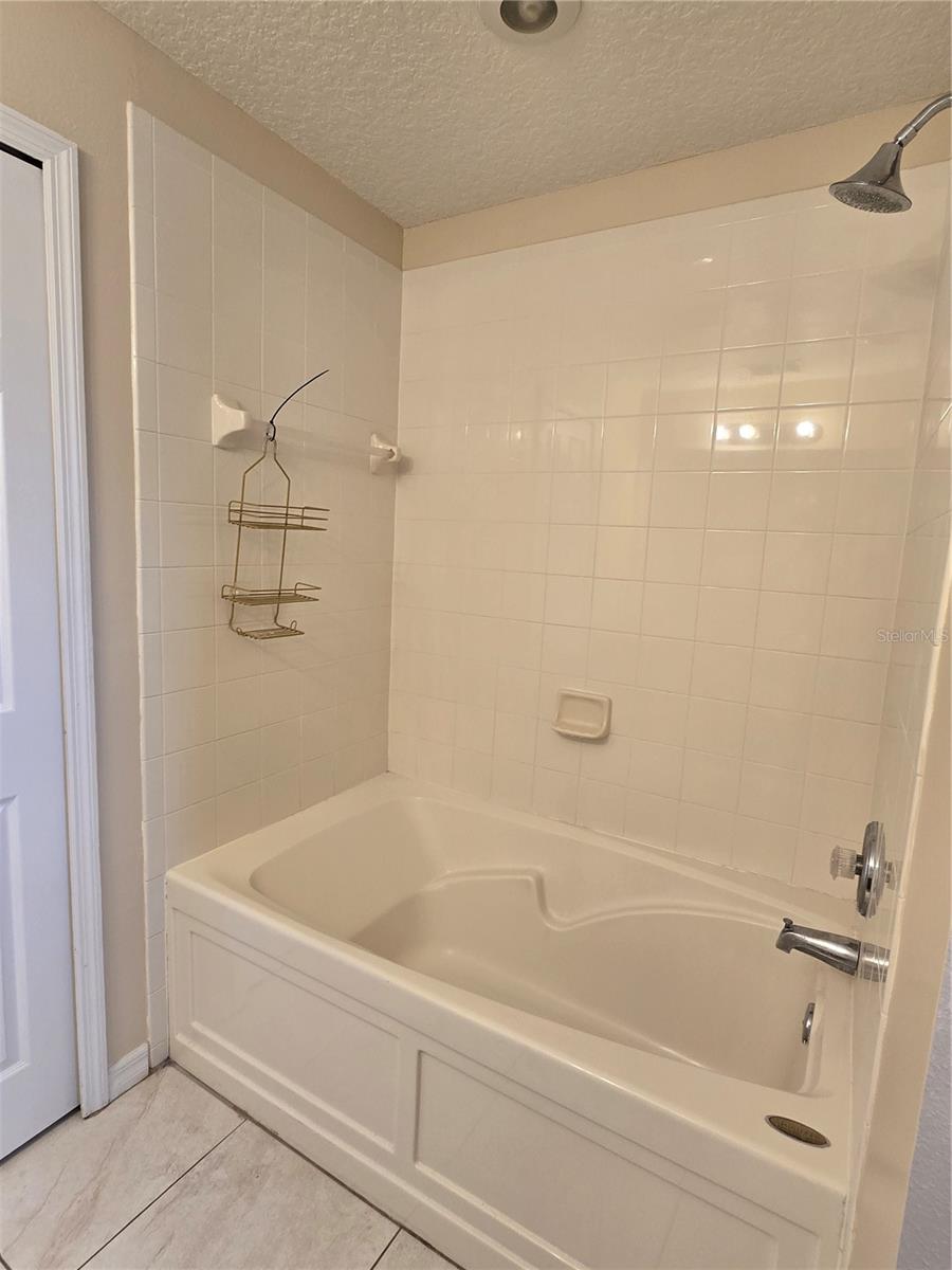 2039 CYPRESS BAY BLVD, KISSIMMEE, FL, 34743