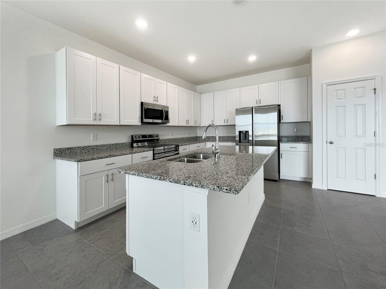 763 RICHMOND ESTATE AVE, HAINES CITY, FL, 33844