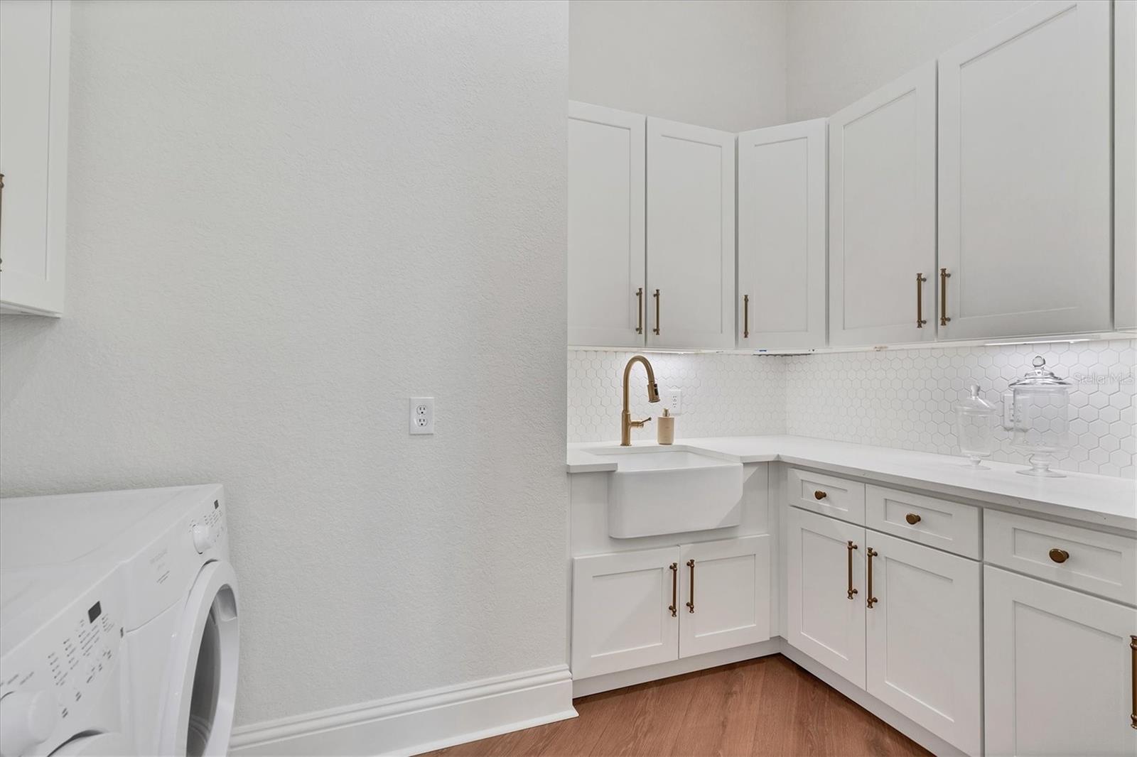 435 LA SILA CT, PUNTA GORDA, FL, 33950