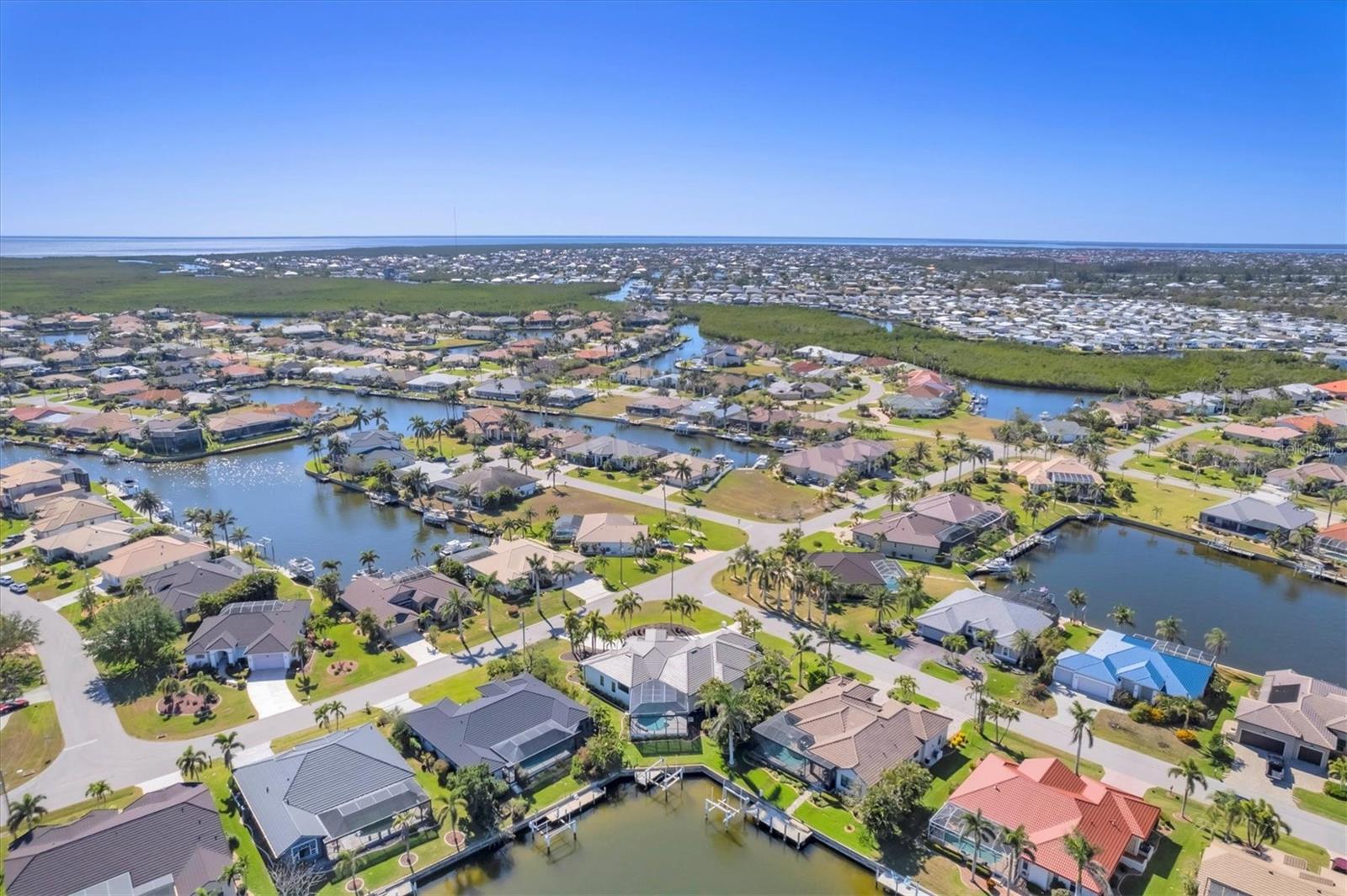 435 LA SILA CT, PUNTA GORDA, FL, 33950