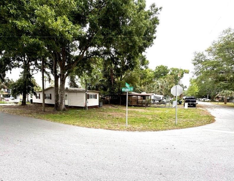 6245 FINE ST, WEEKI WACHEE, FL, 34607