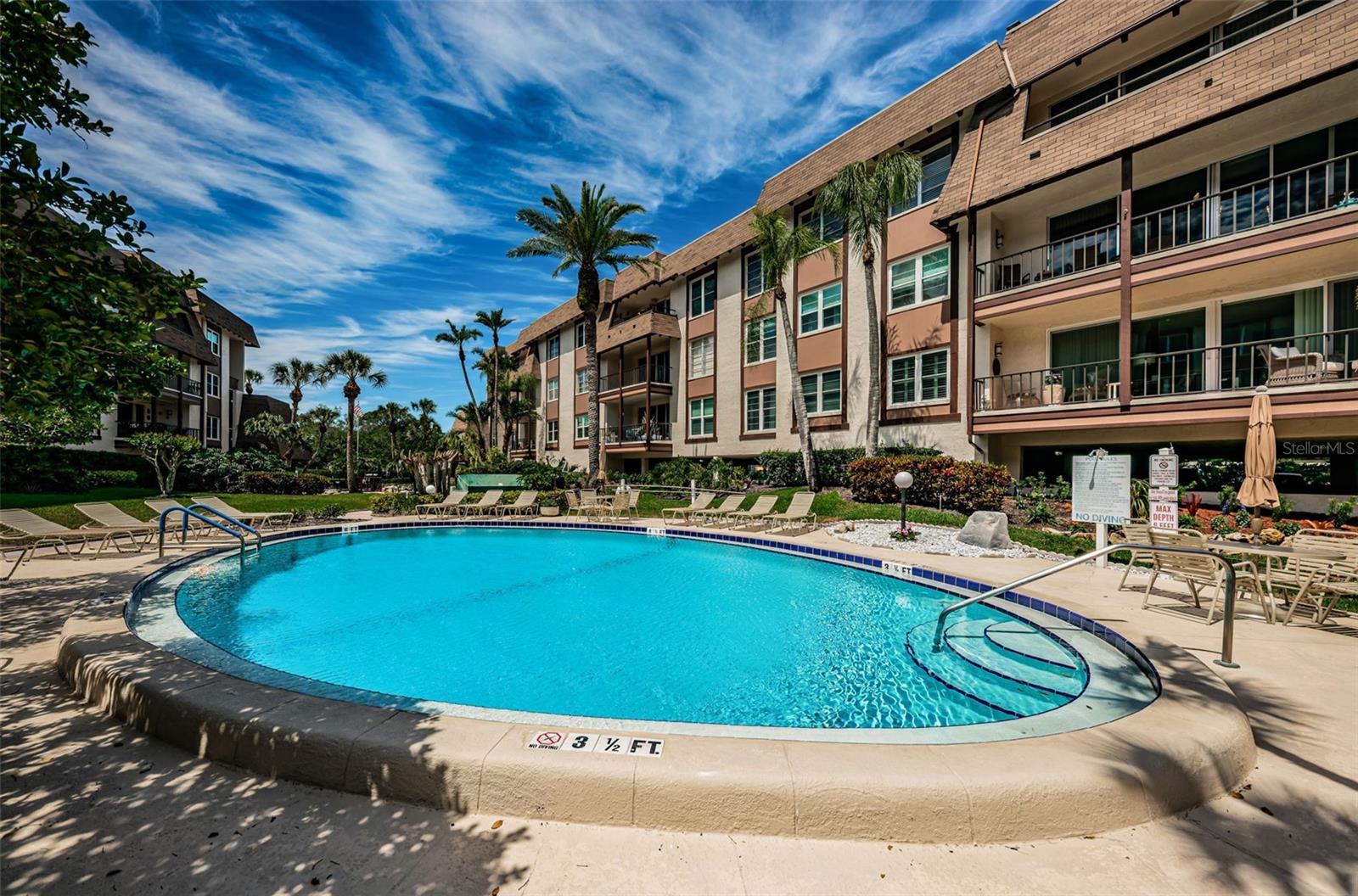 3021 COUNTRYSIDE BLVD #24A, CLEARWATER, FL, 33761