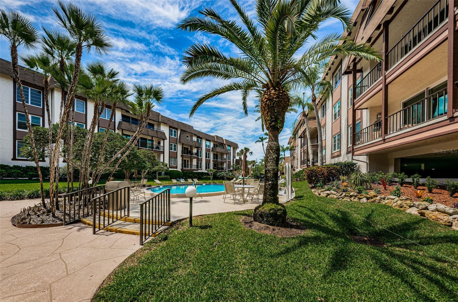 3021 COUNTRYSIDE BLVD #24A, CLEARWATER, FL, 33761