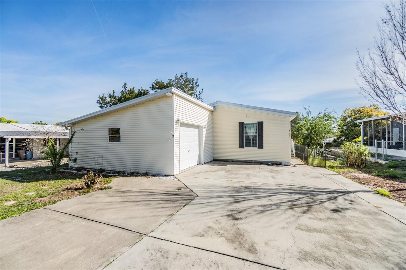 8254 WEATHERFORD AVE, BROOKSVILLE, FL, 34613