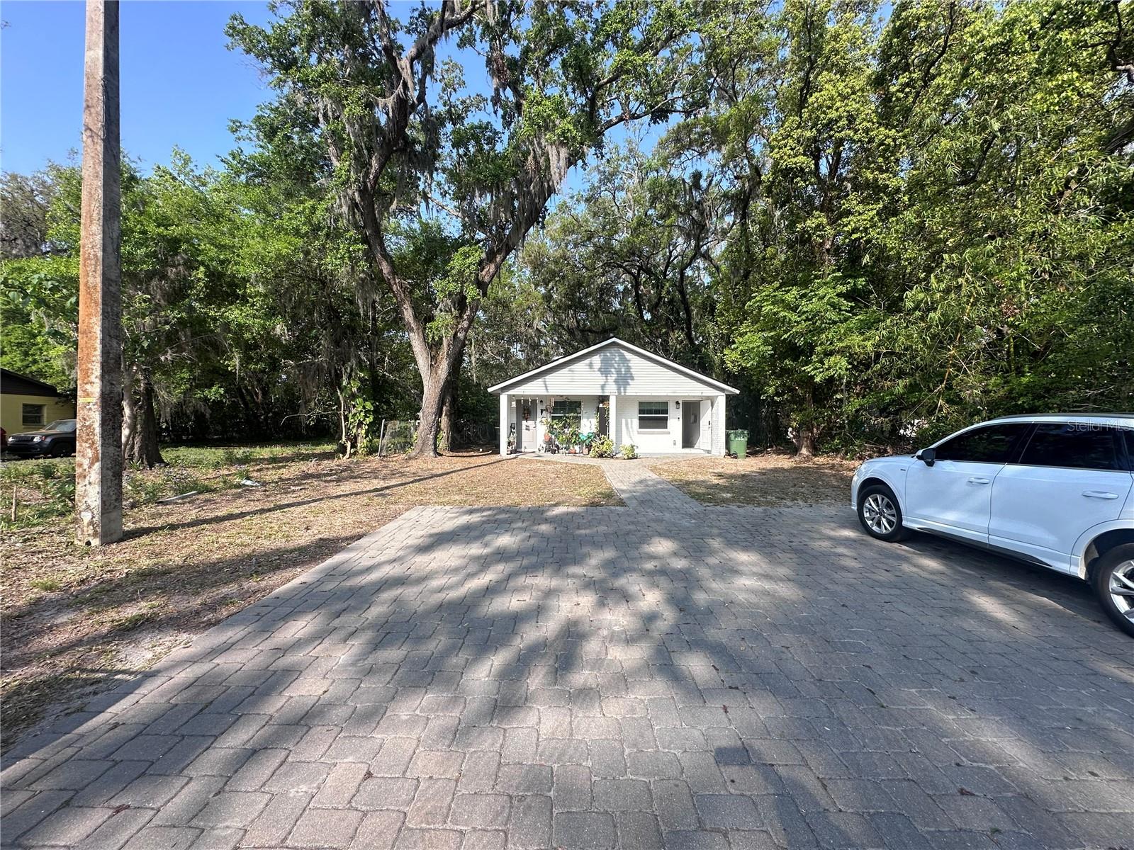 1111 STINSON ST, LEESBURG, FL, 34748